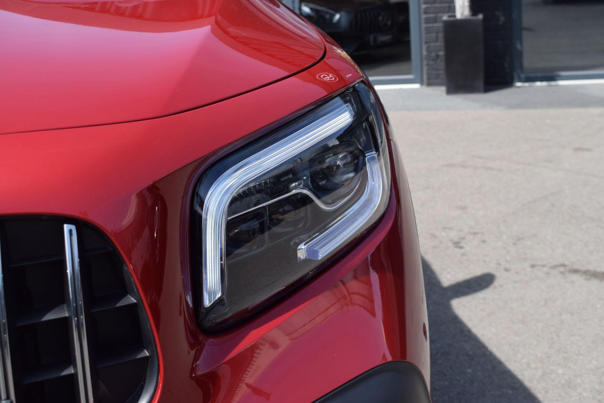 Mercedes-Benz GLB view 47