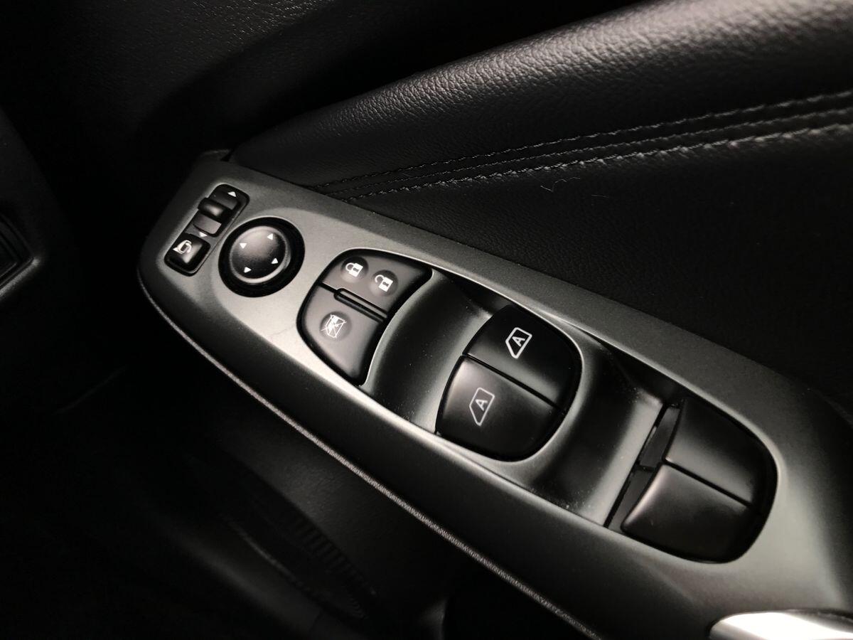 Nissan Juke view 24