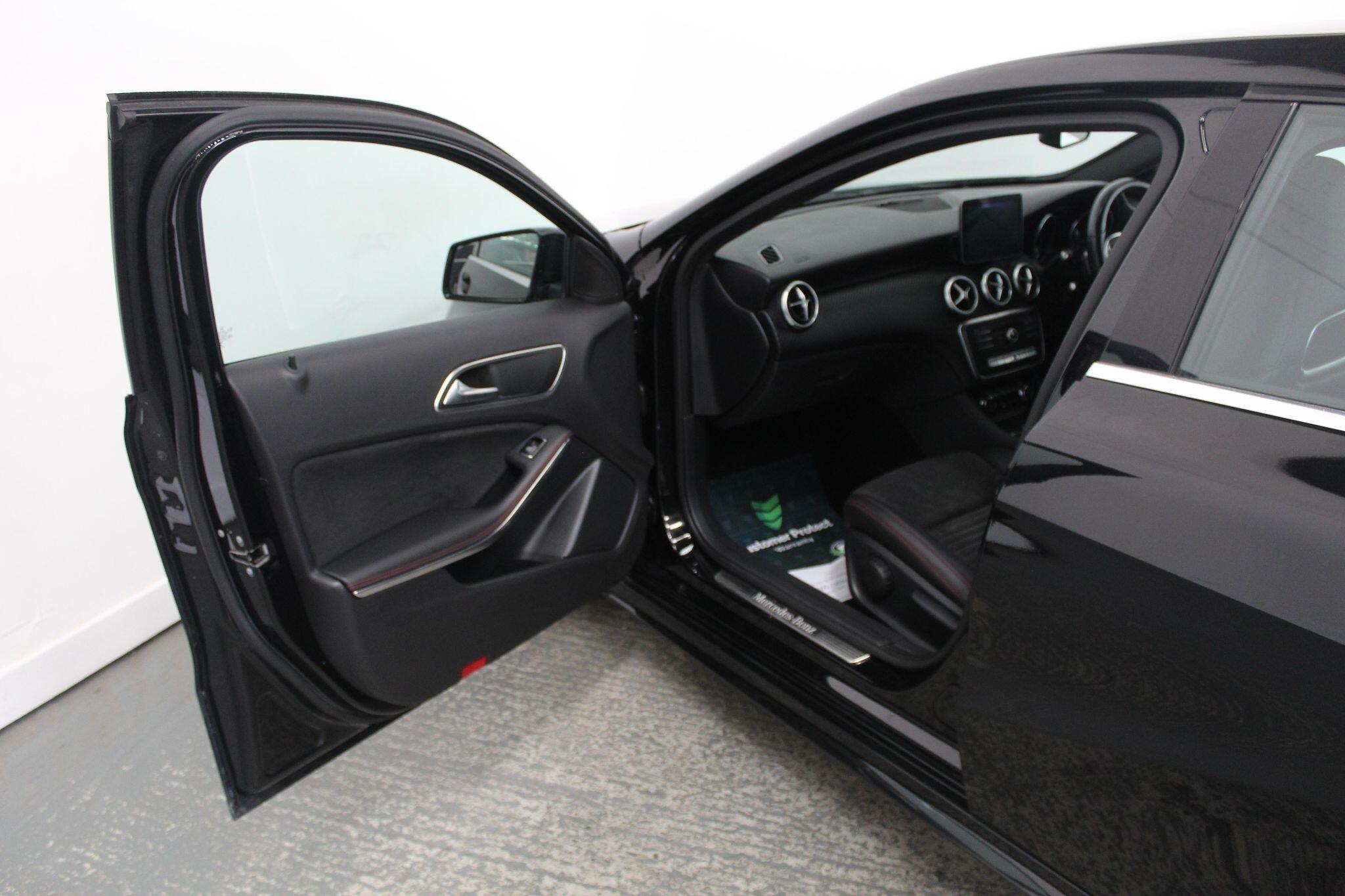 Mercedes-Benz A-Class view 26