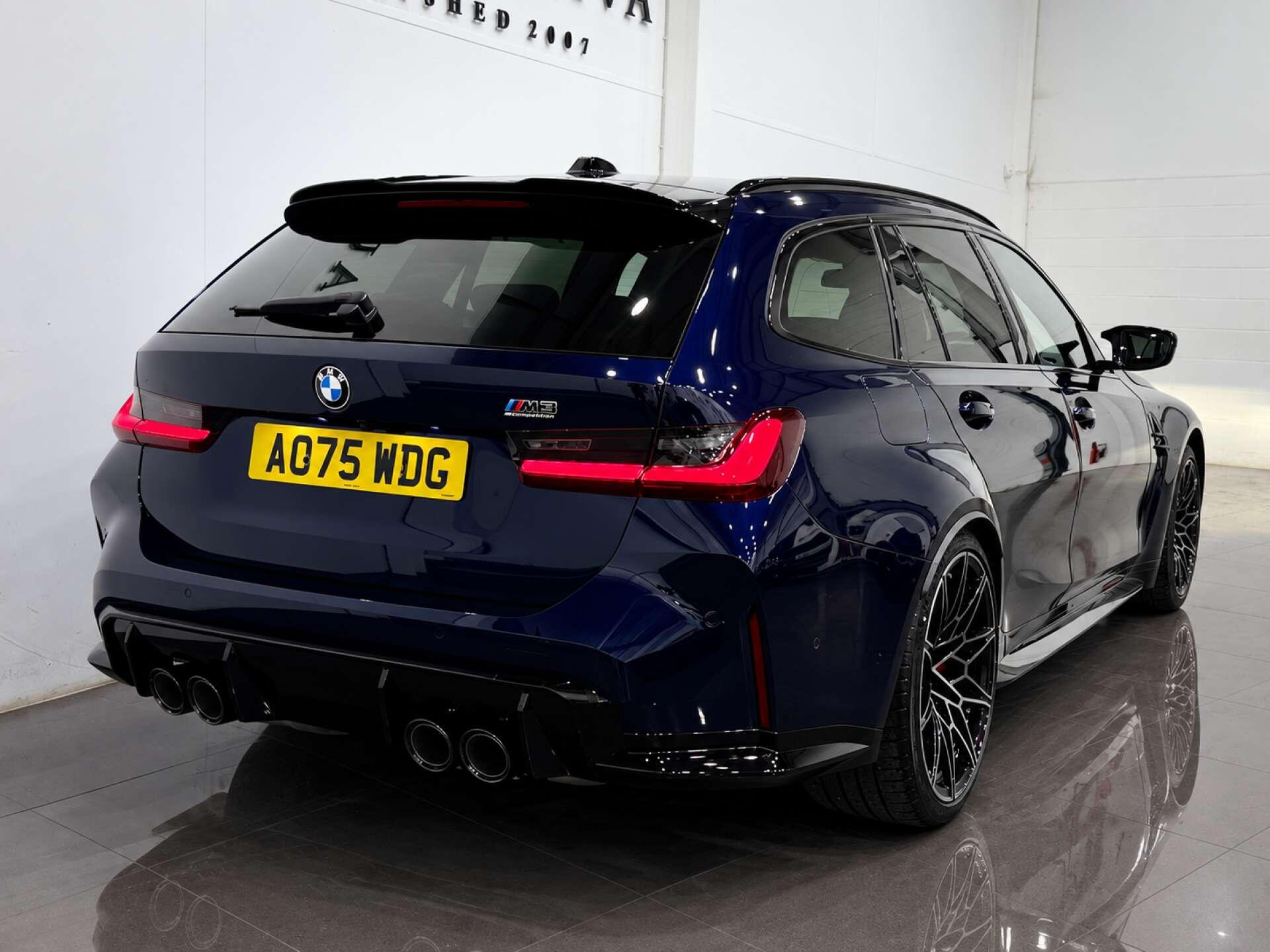 BMW M3 view 4