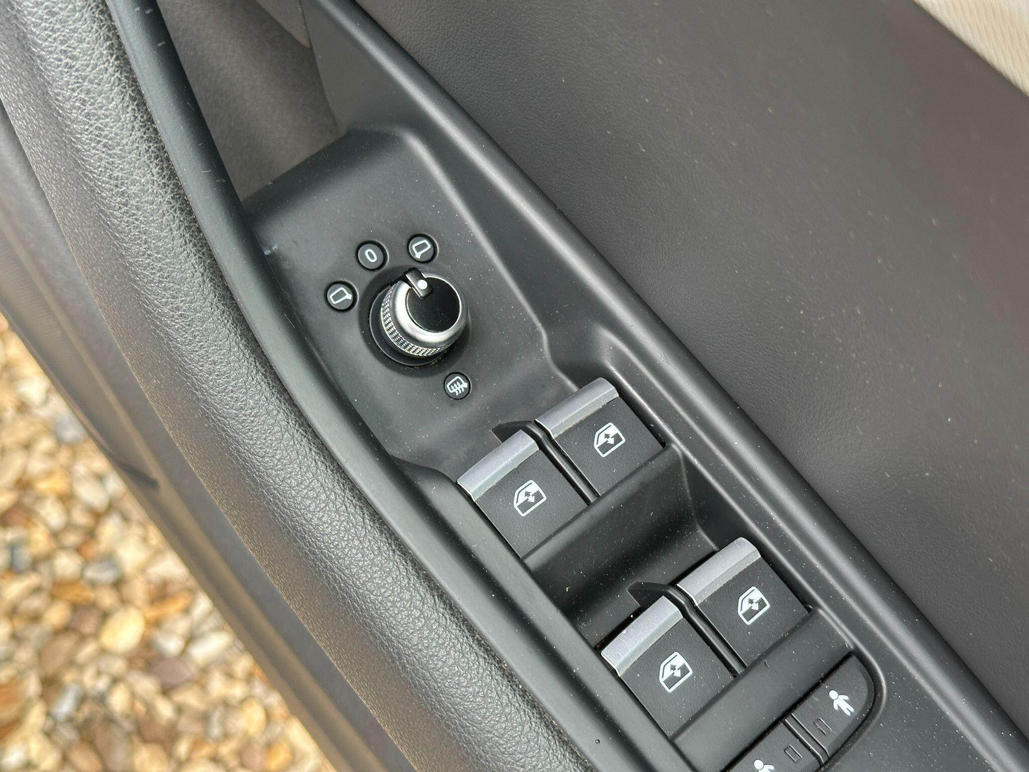 Audi A4 Avant view 35