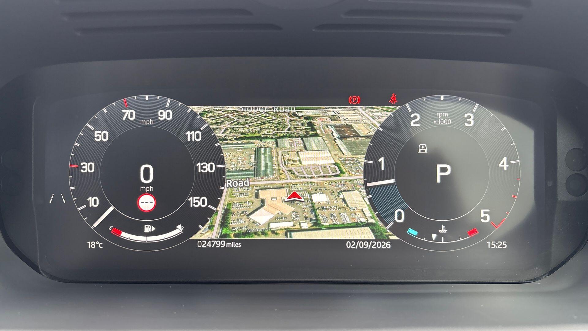 Land Rover Discovery view 16