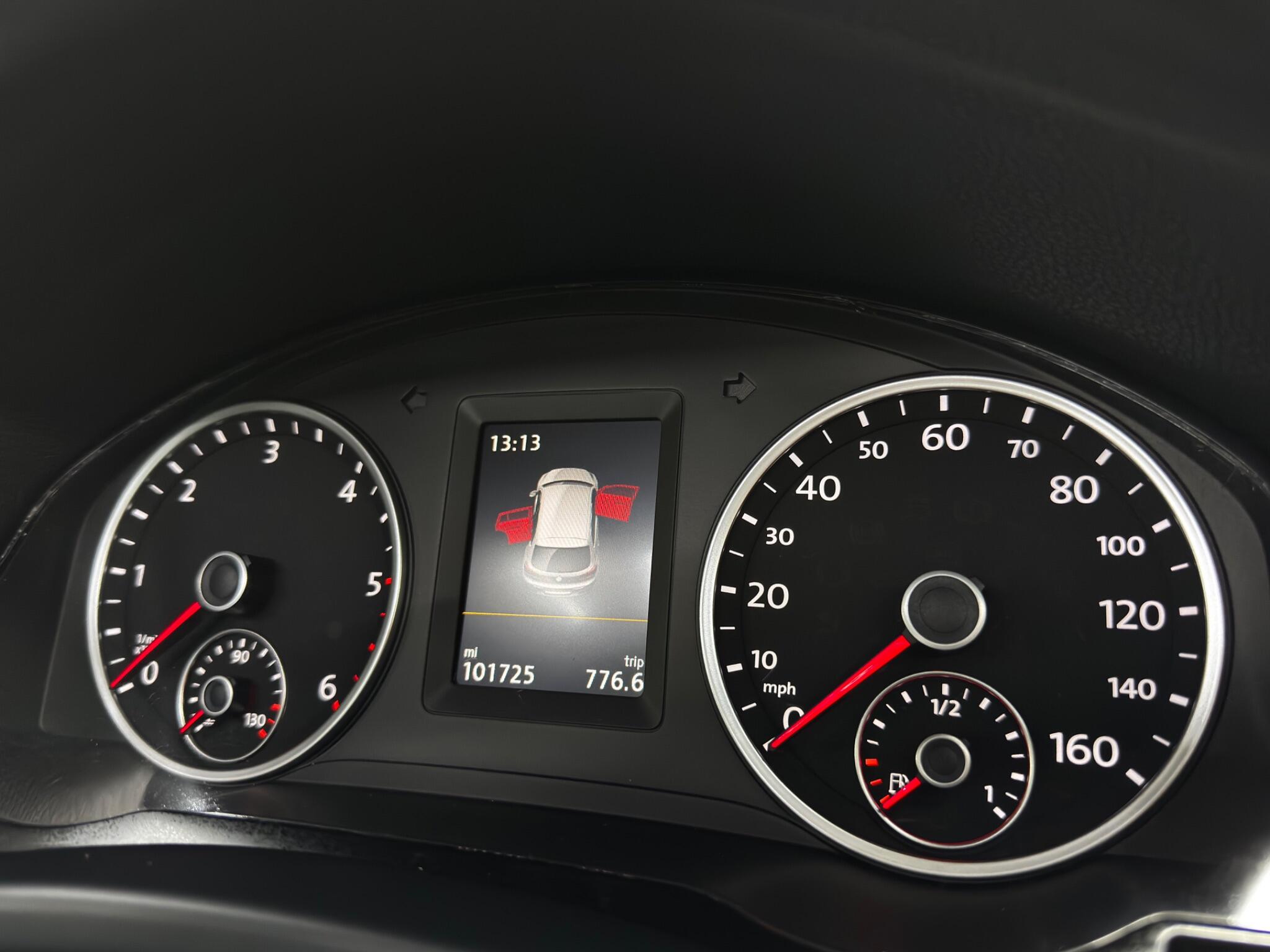 Volkswagen Tiguan view 18