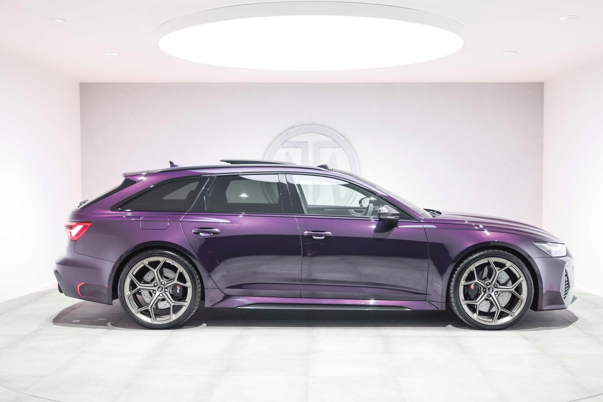 Audi RS6 Avant view 25