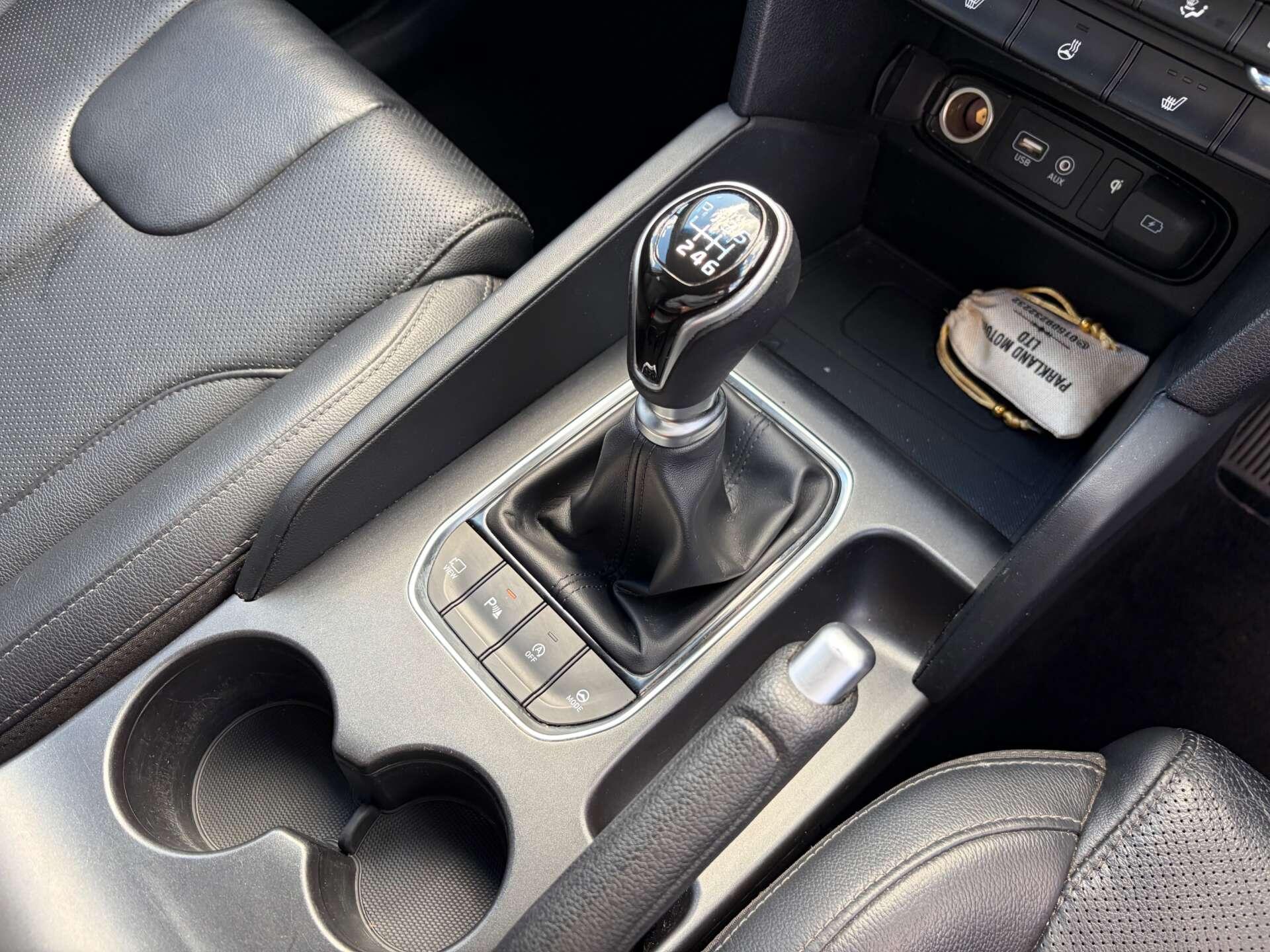 Hyundai Santa Fe view 48