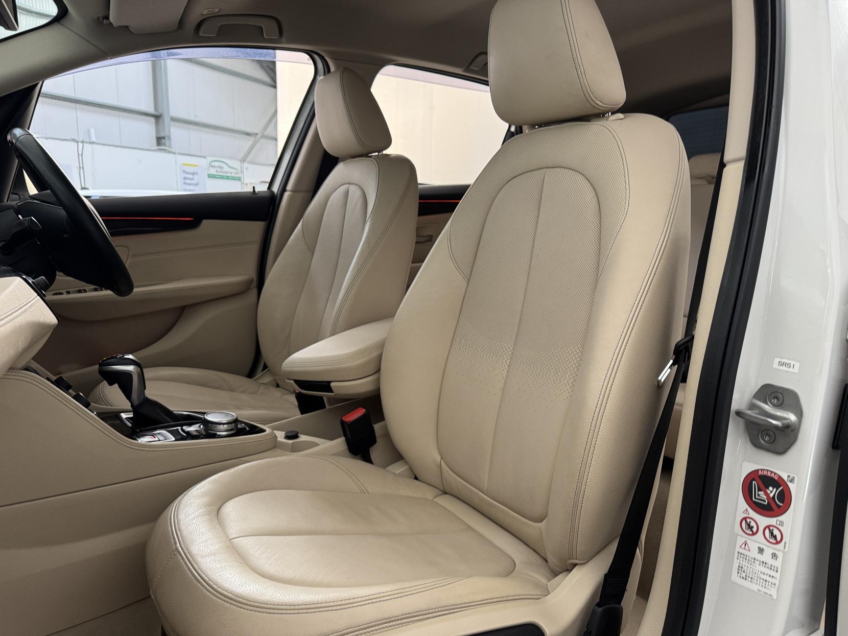 BMW 2 Series Active Tourer view 64