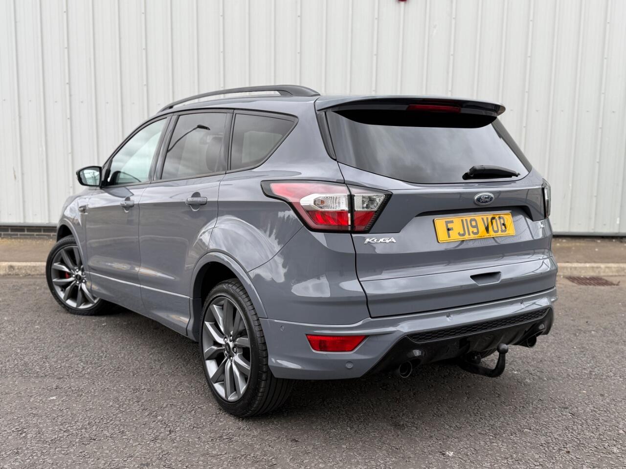 Ford Kuga view 6