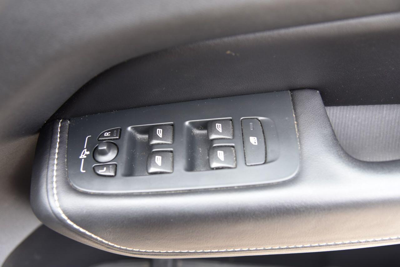 Volvo XC60 view 47