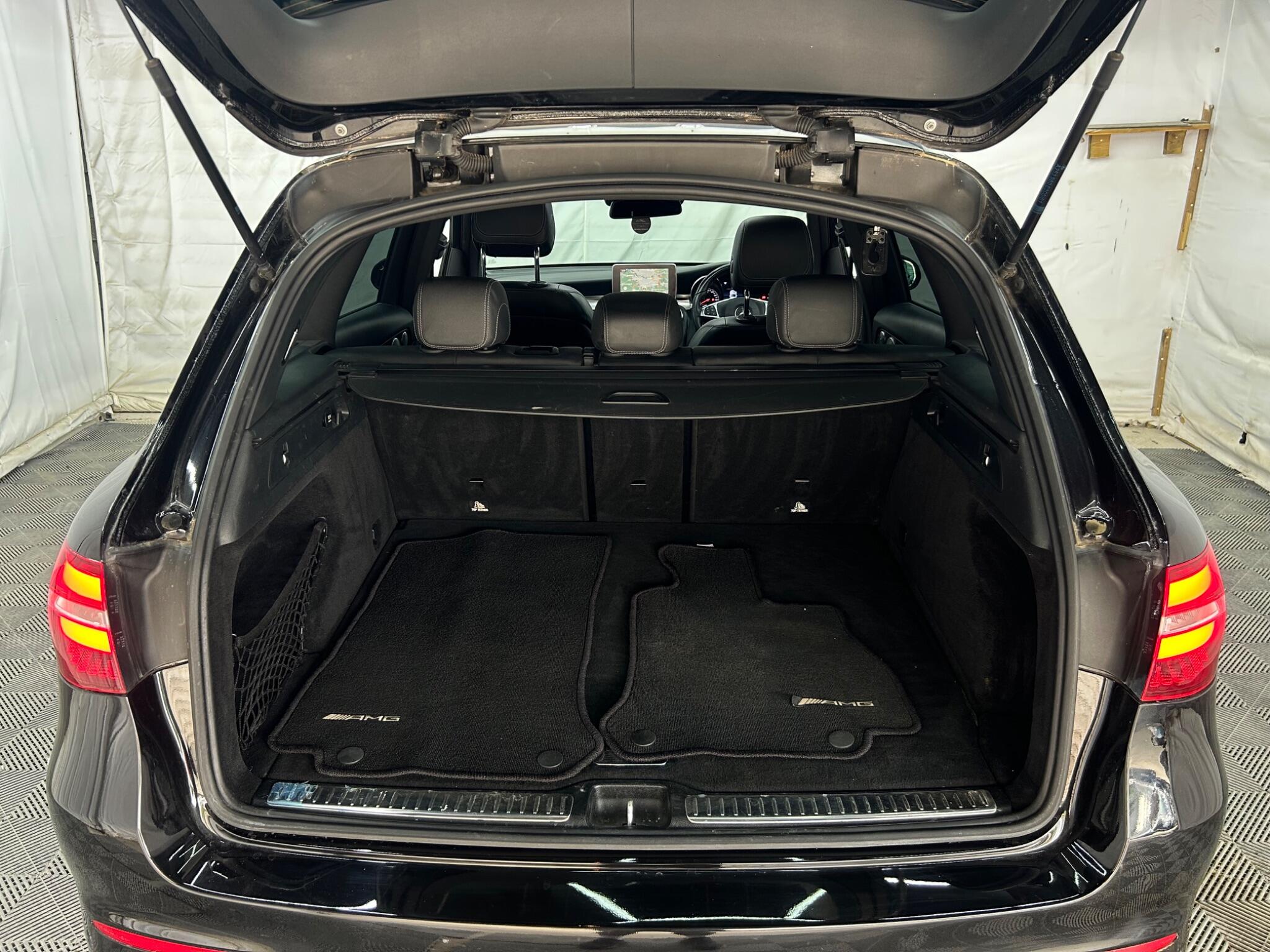 Mercedes-Benz GLC view 45