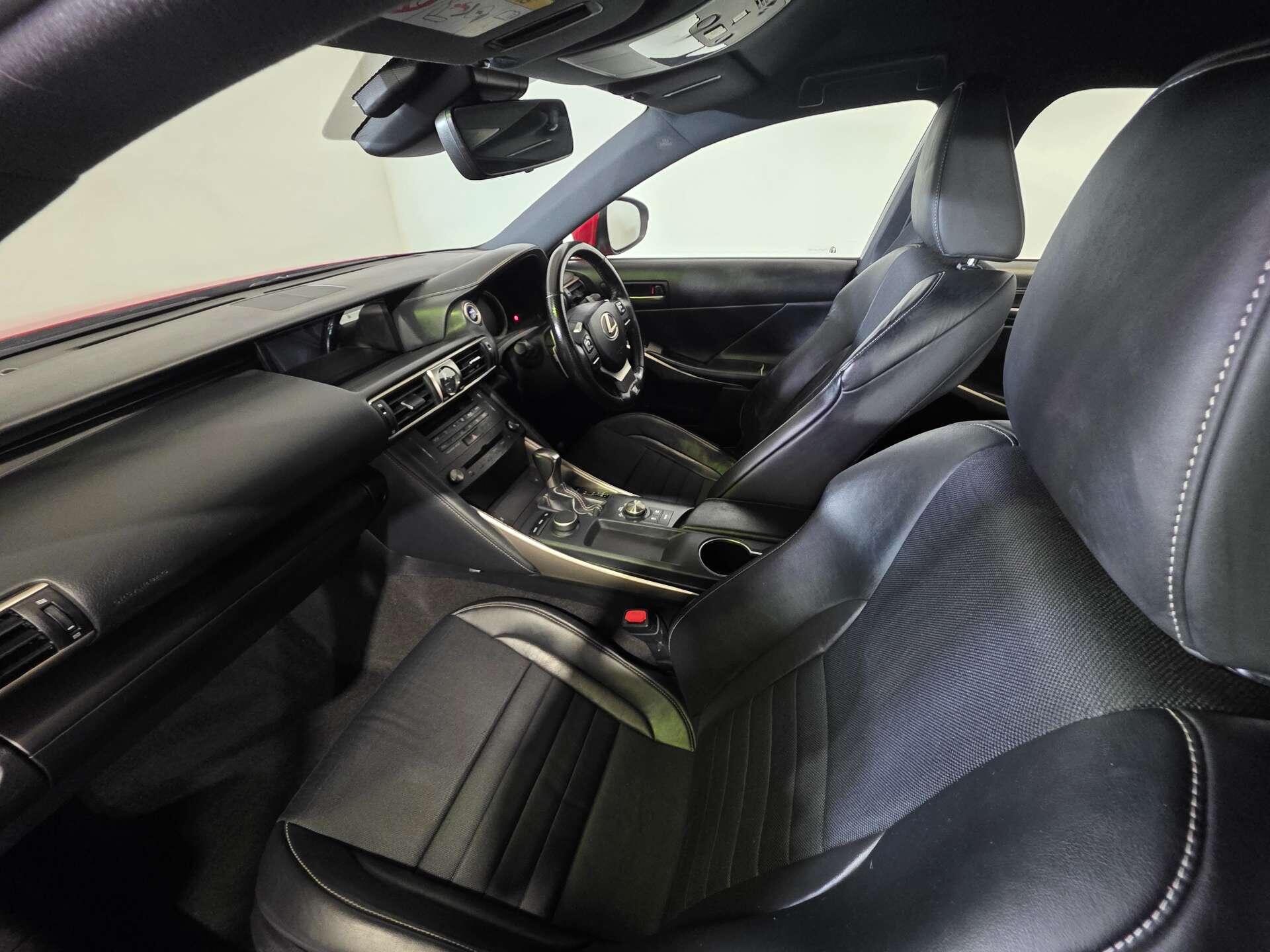 Lexus Is view 47
