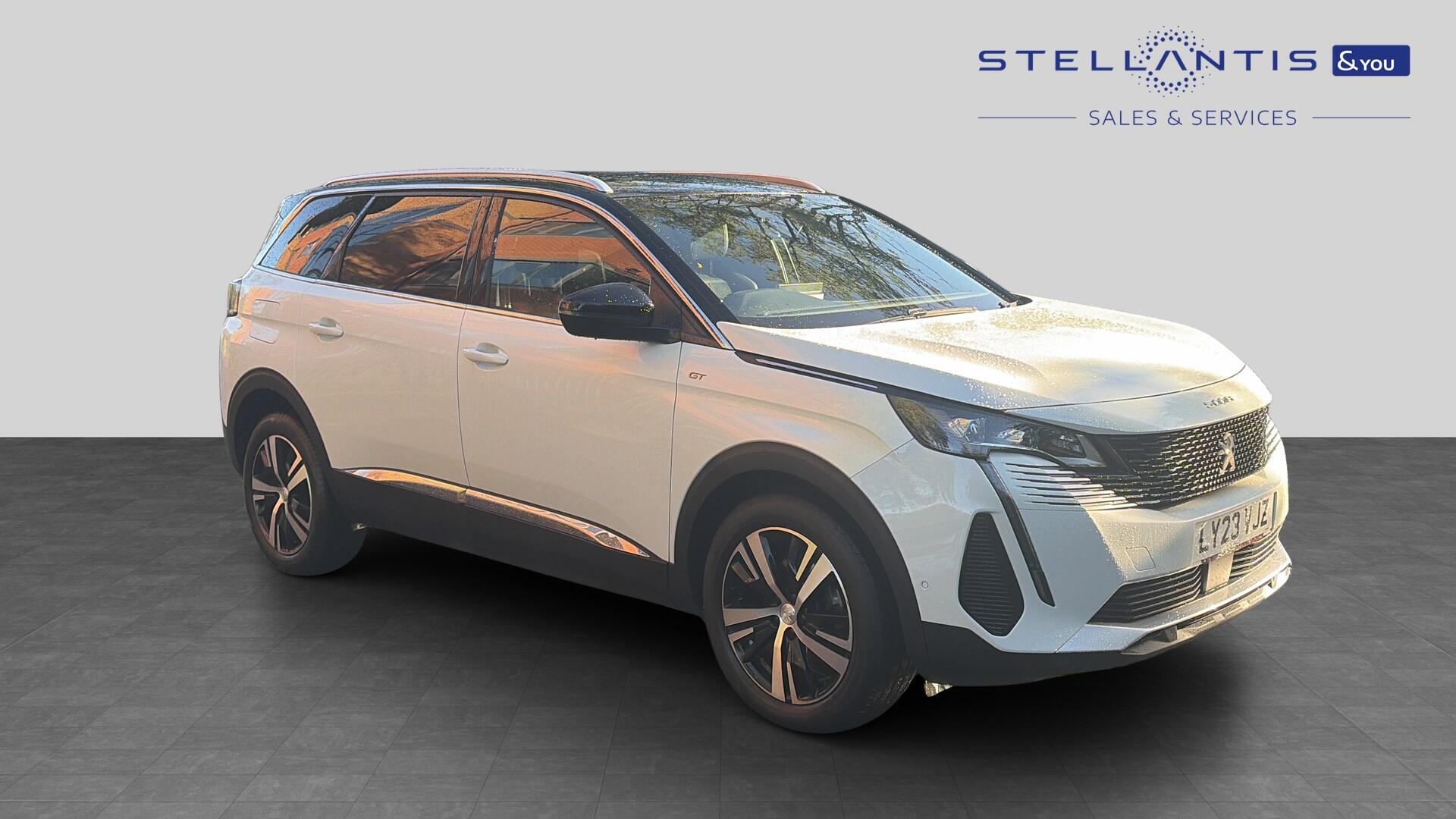2023 Peugeot 5008