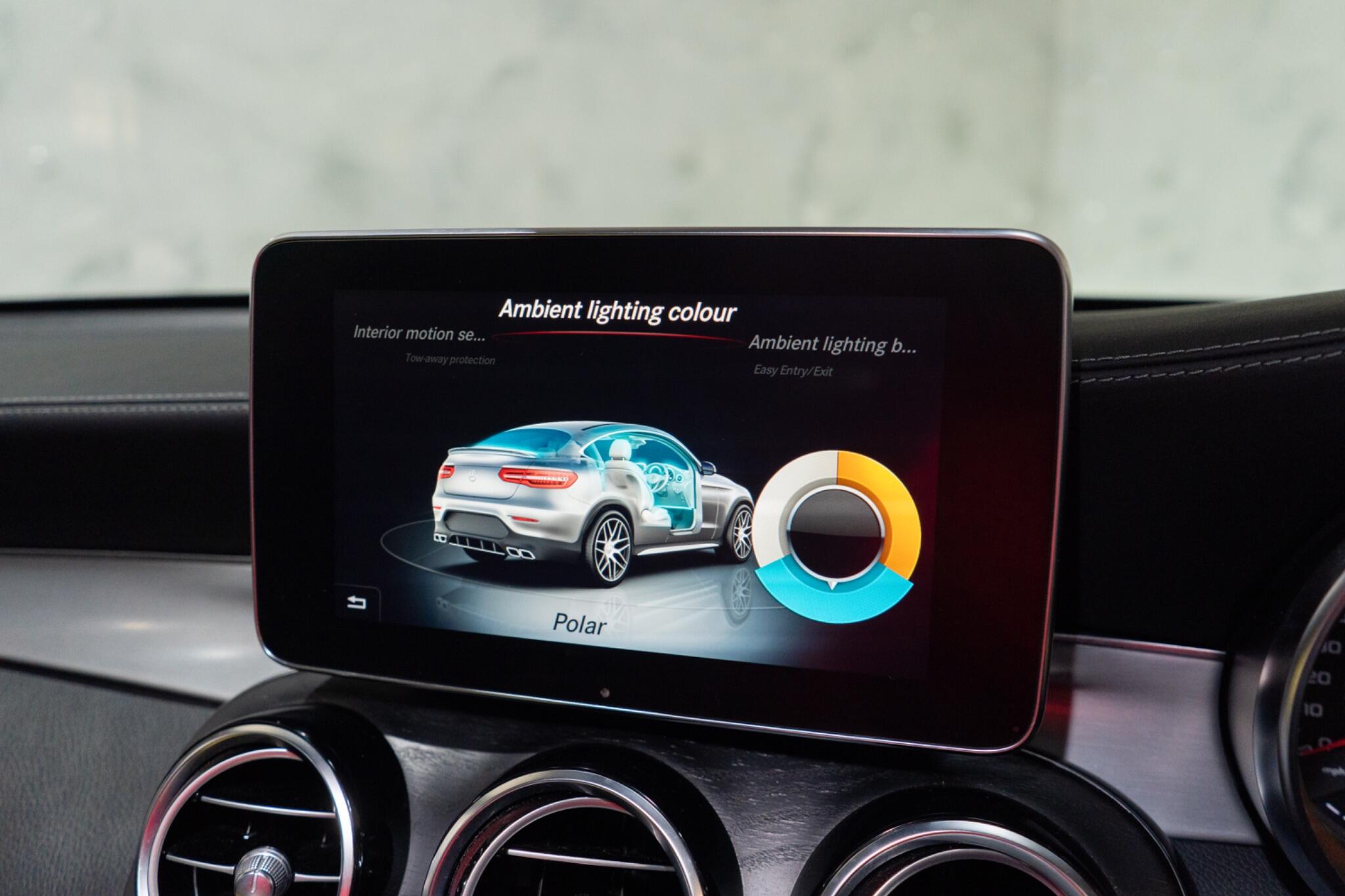Mercedes-Benz GLC view 28