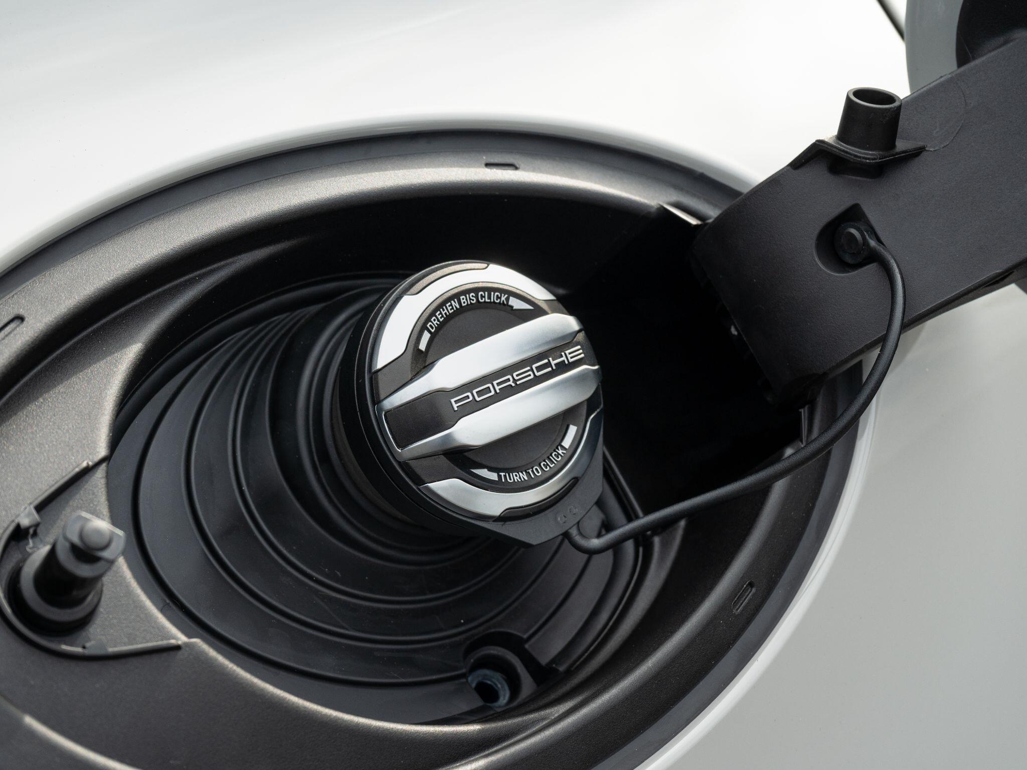 Porsche Panamera view 22
