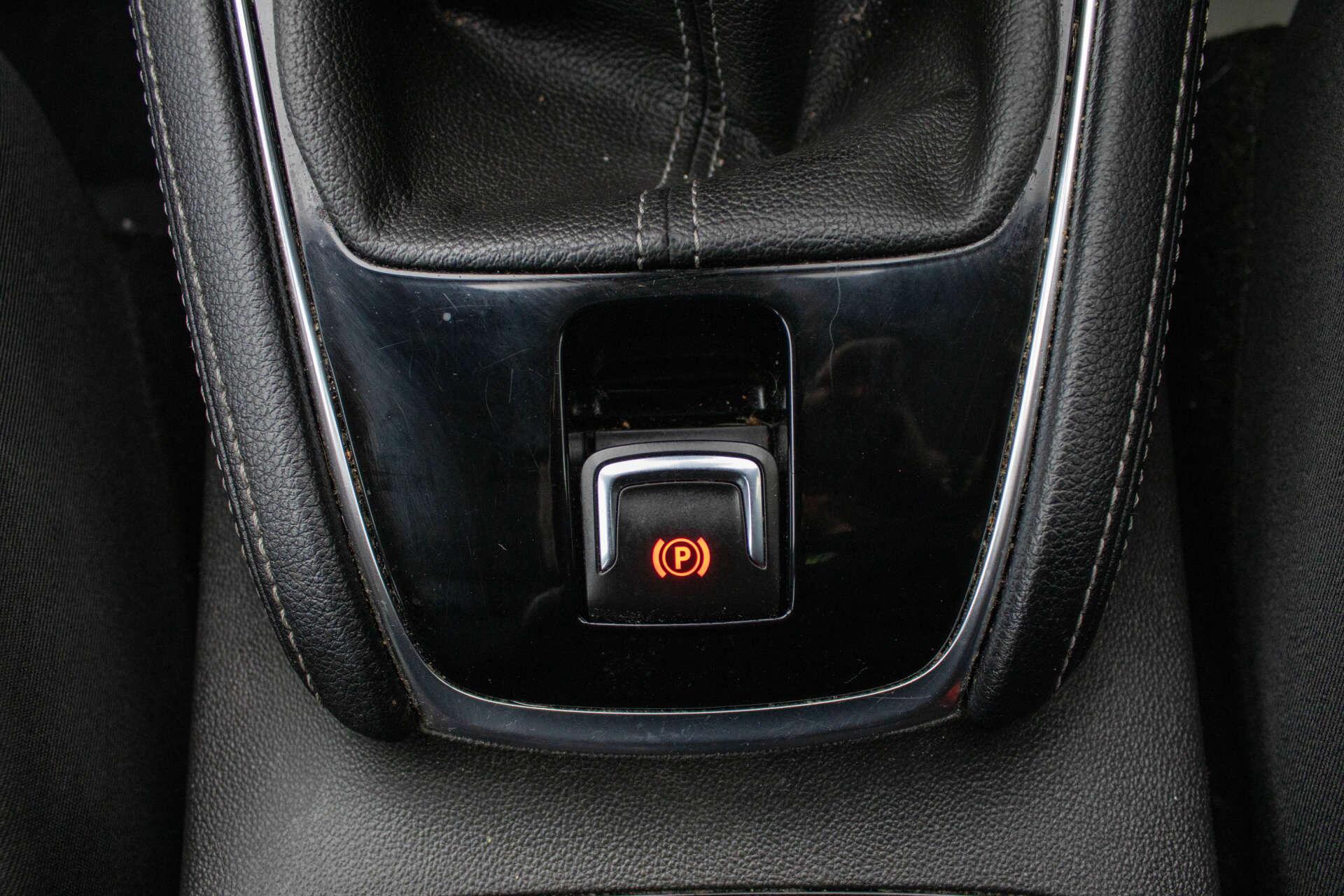 Vauxhall Grandland X view 25