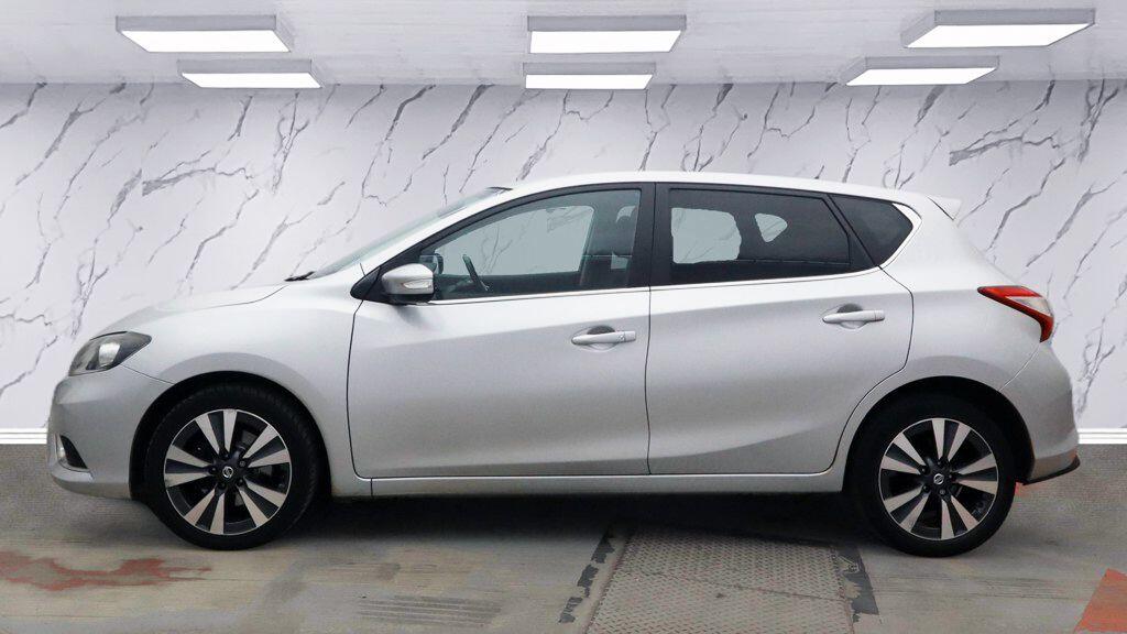 Nissan Pulsar view 9