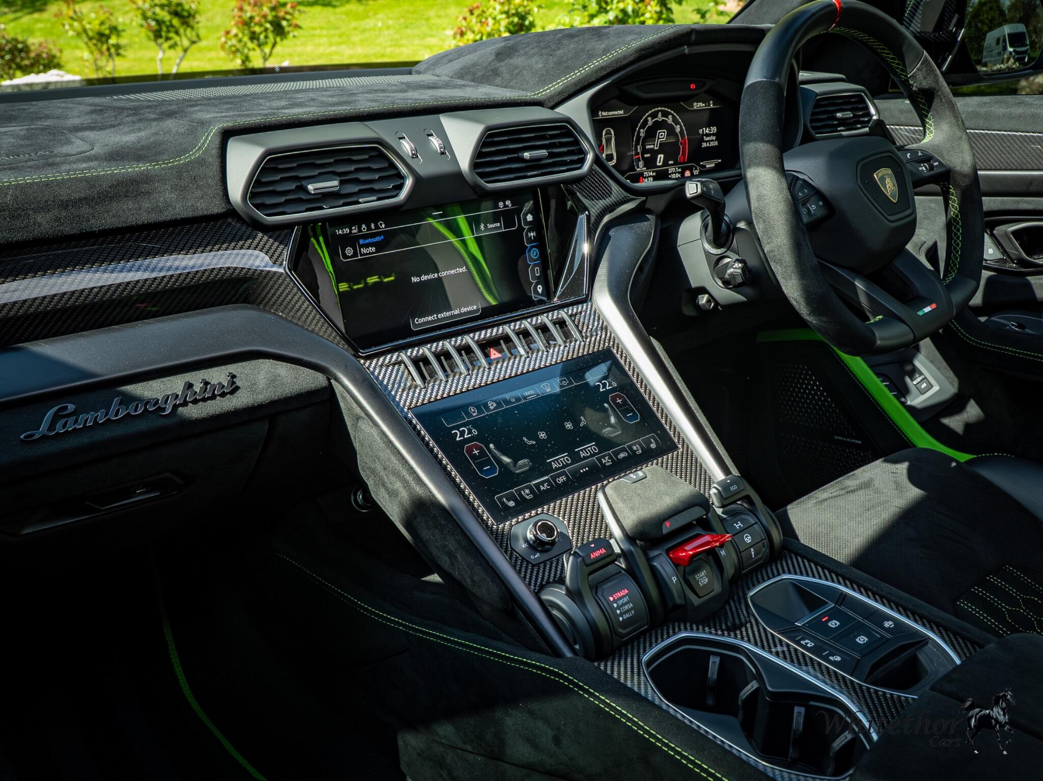 Lamborghini Urus view 11