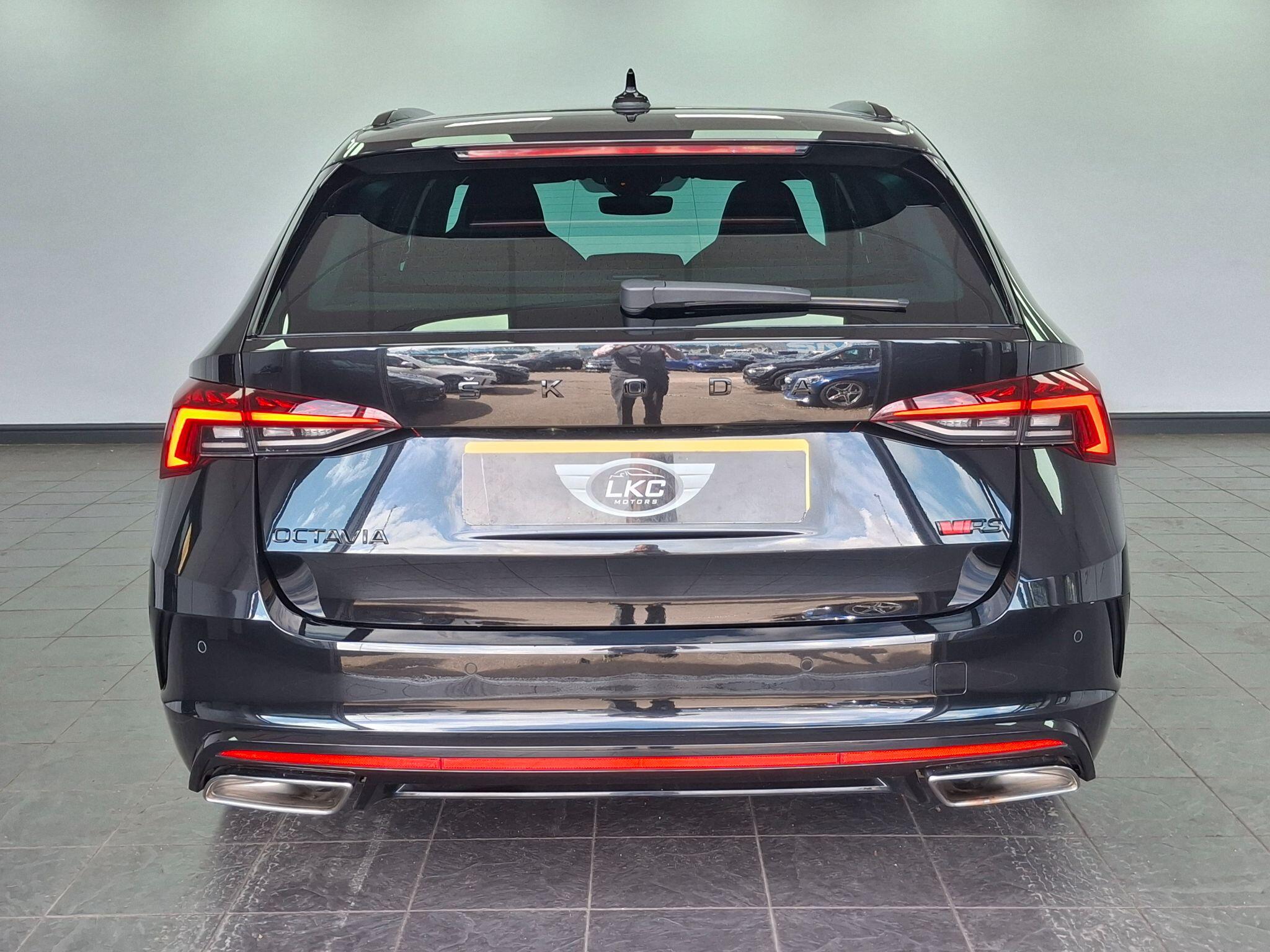 Skoda Octavia view 23