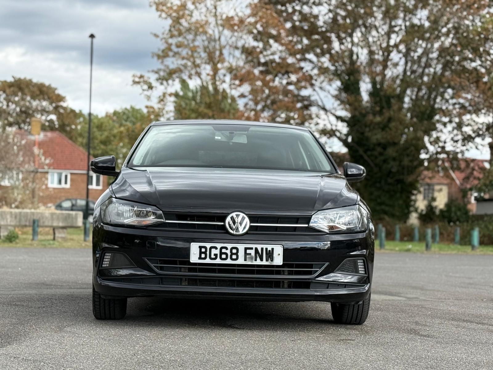 Volkswagen Polo view 8