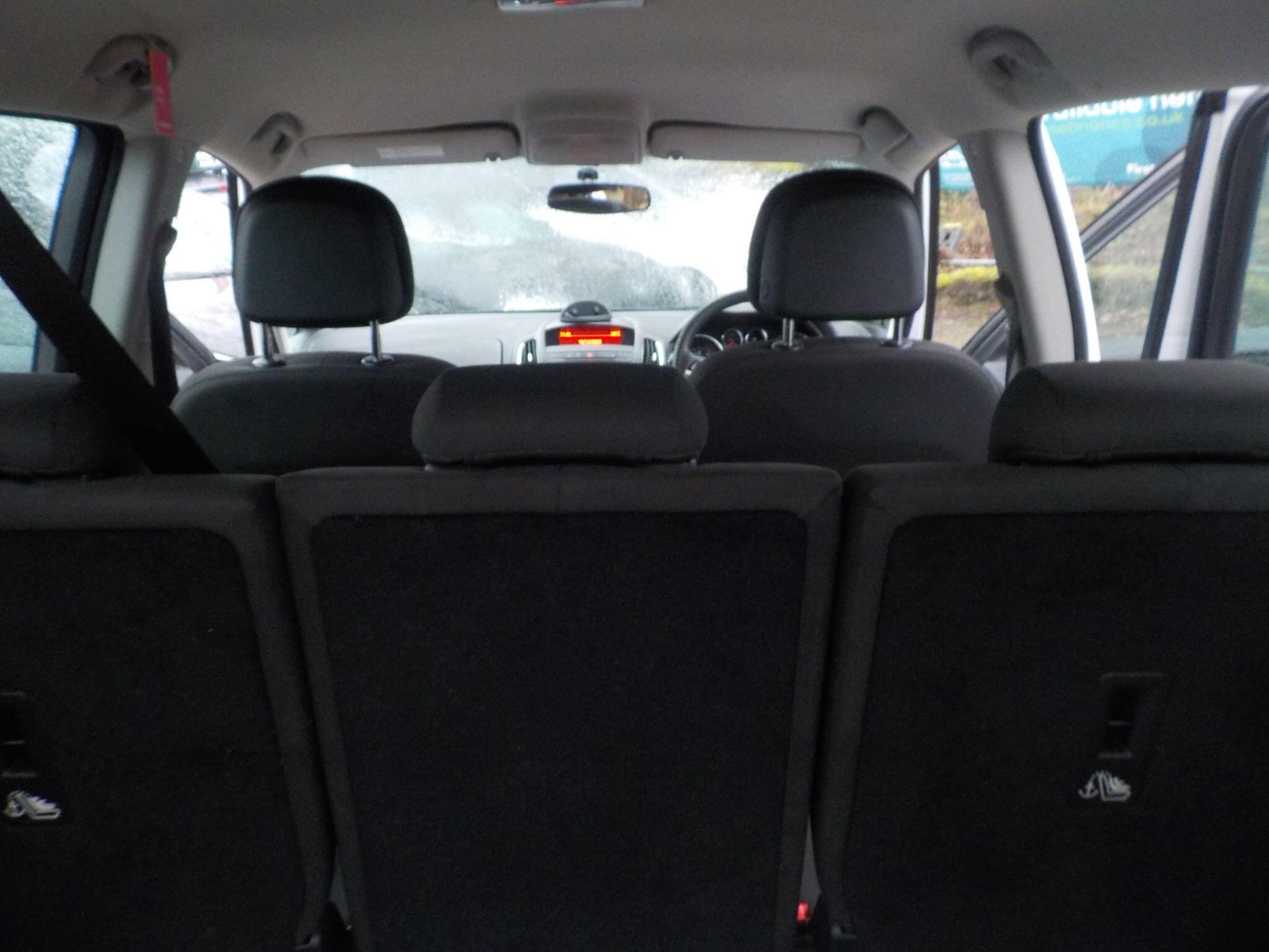 Vauxhall Zafira Tourer 1.8 16V Exclusiv Euro 5 5dr