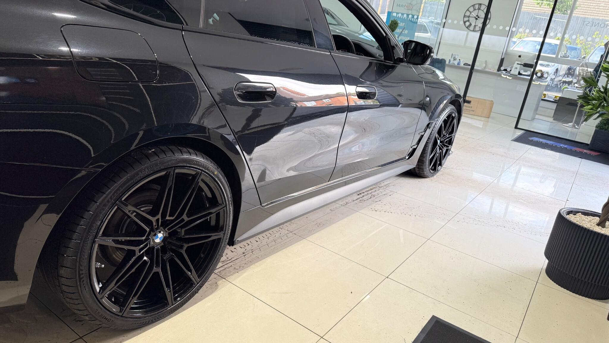 BMW 4 Series view 30
