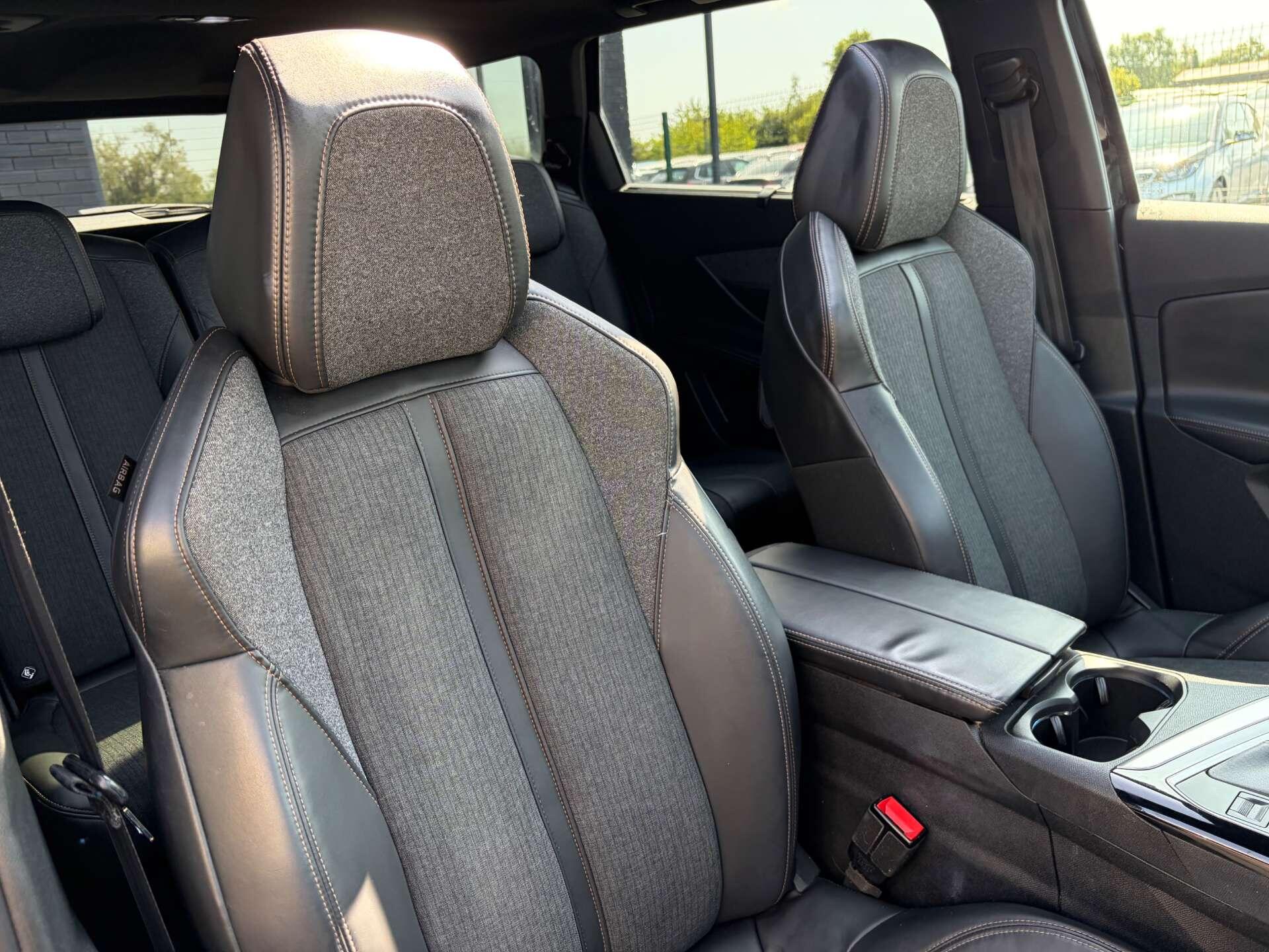 Peugeot 5008 view 39