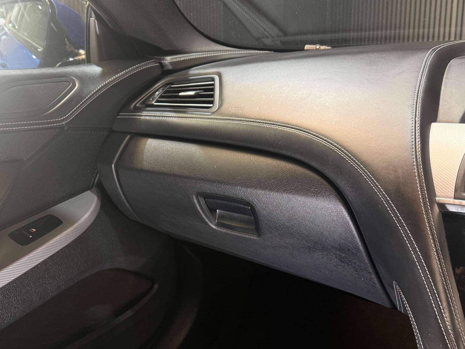 BMW 6 Series view 39