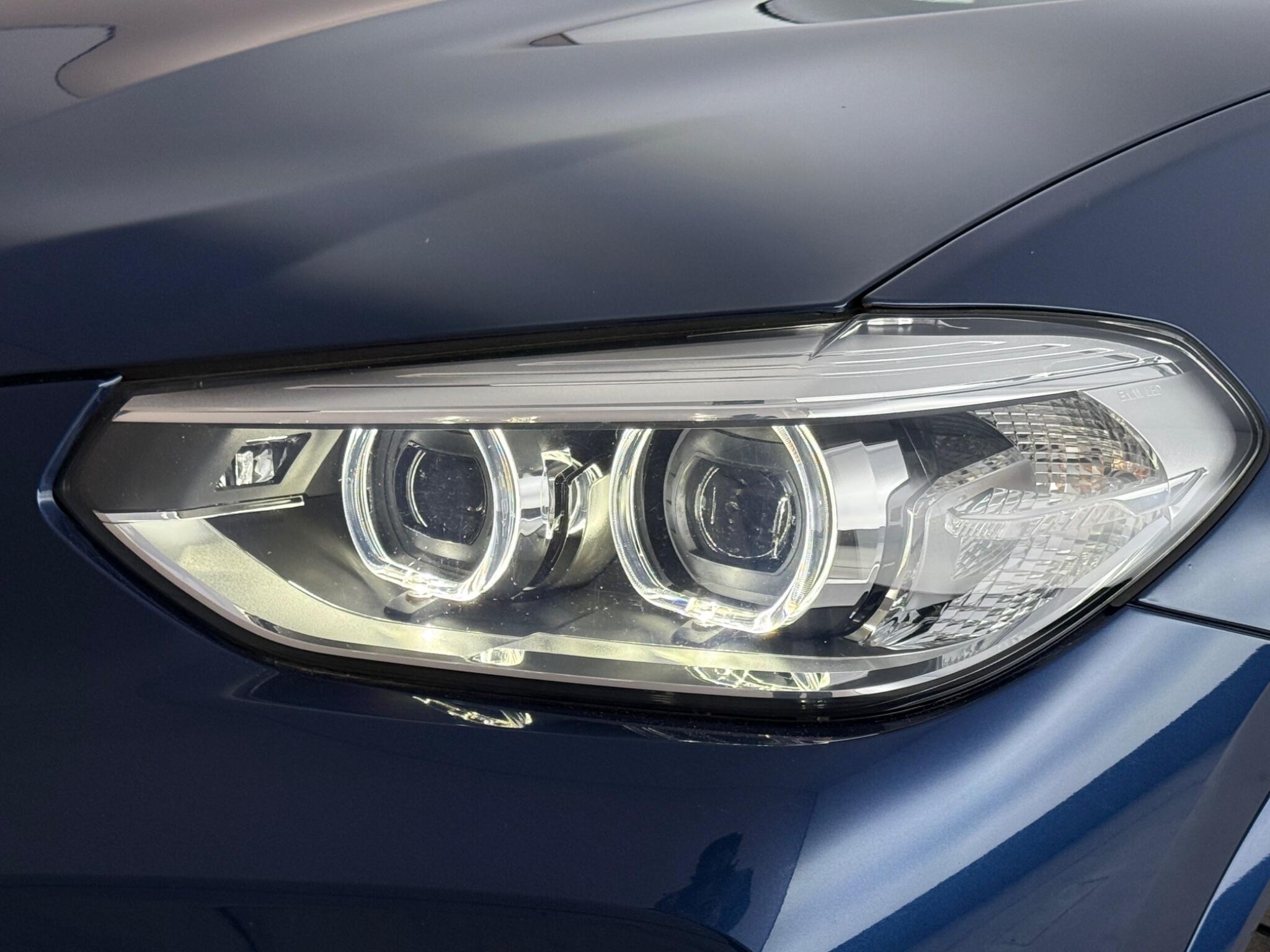 BMW X3 view 7