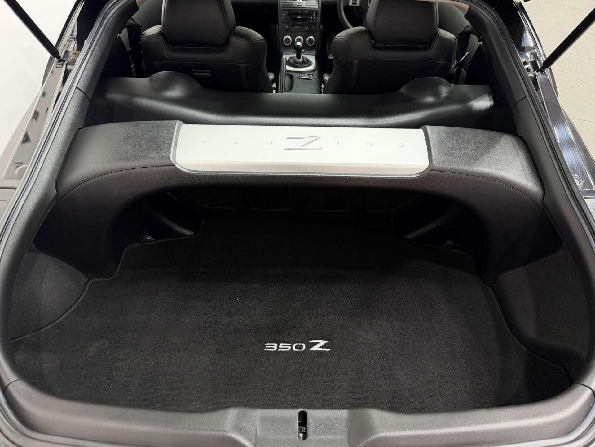 Nissan 350Z view 25