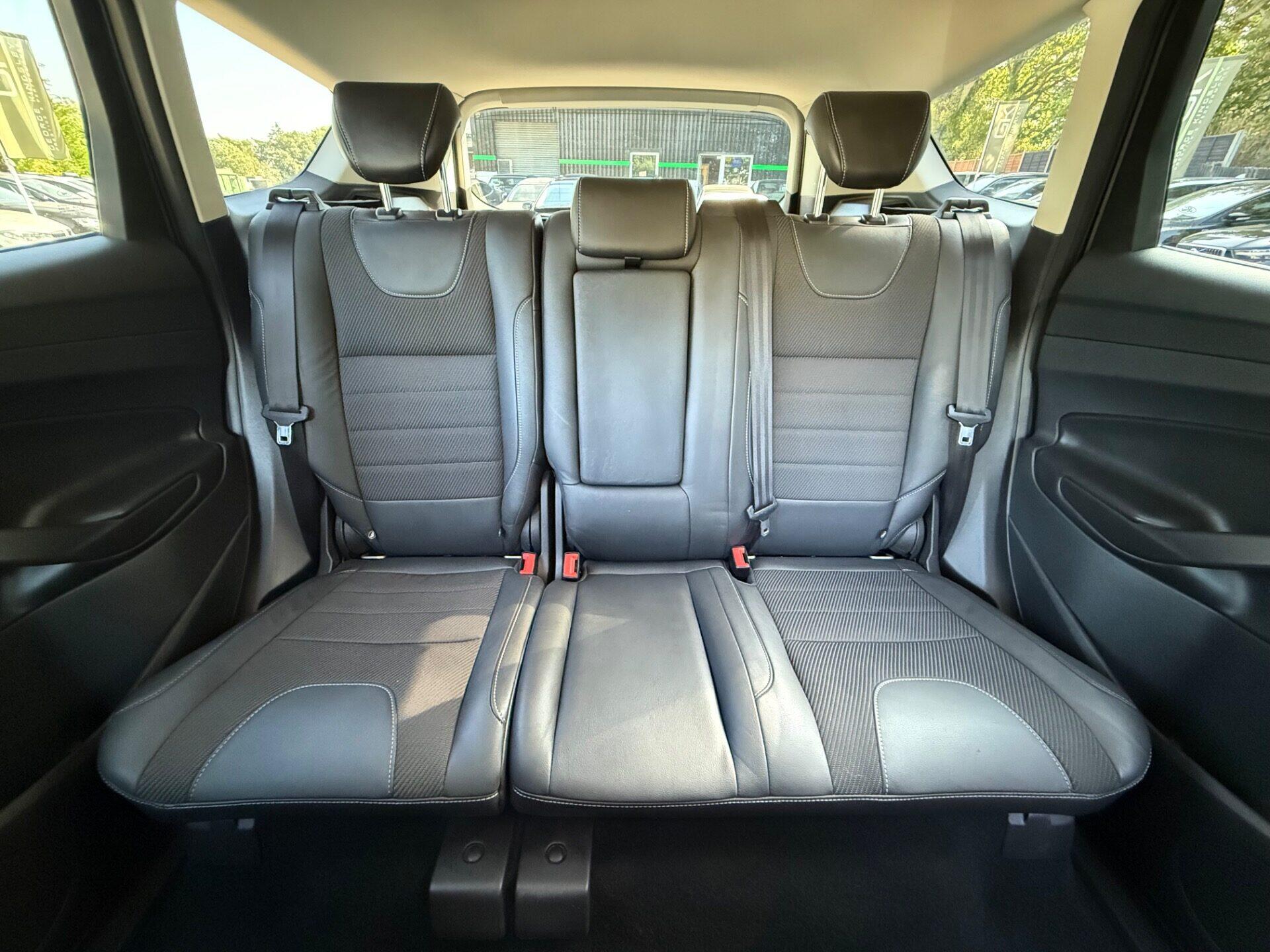 Ford Kuga view 15