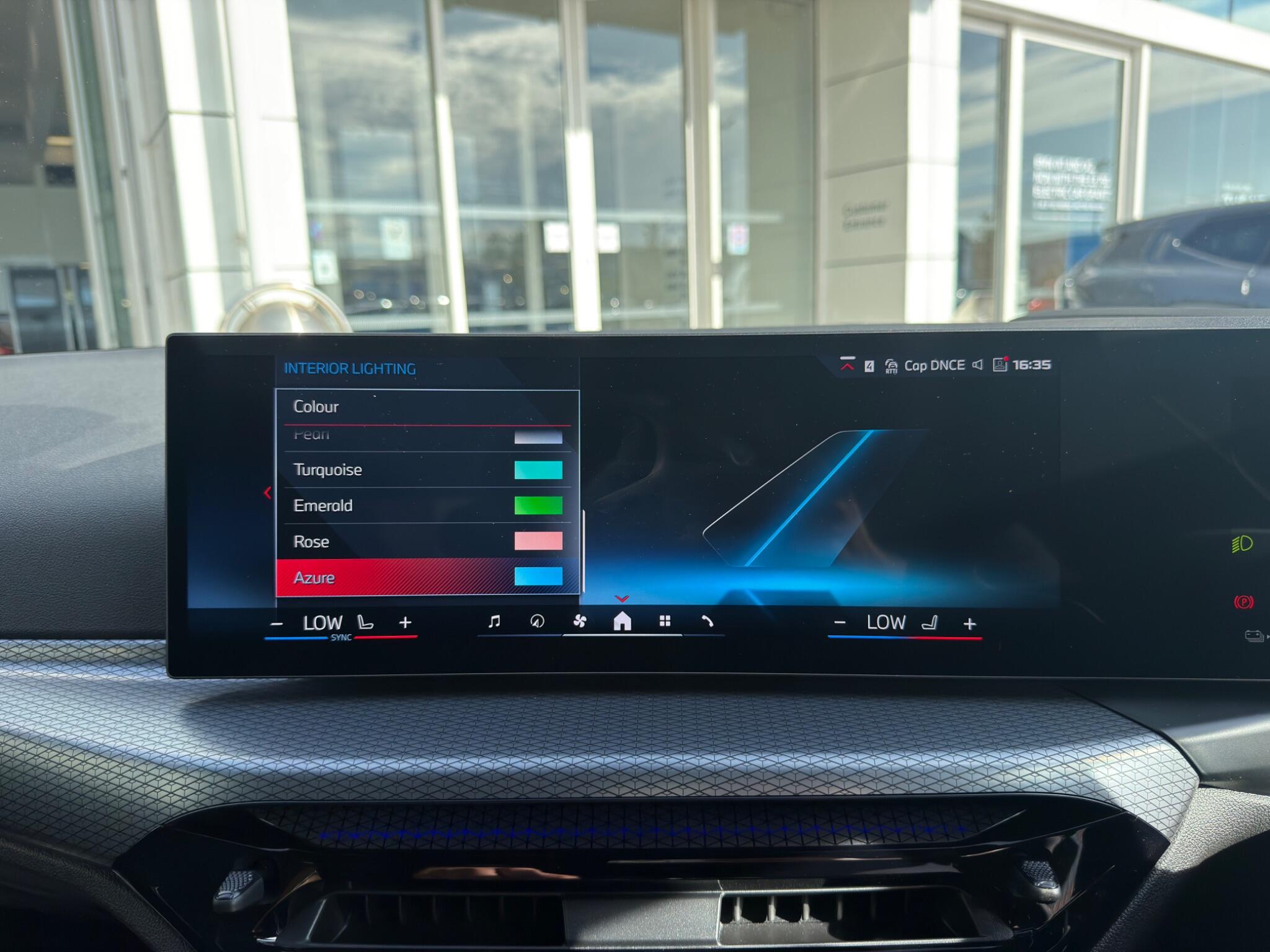 BMW I4 view 31