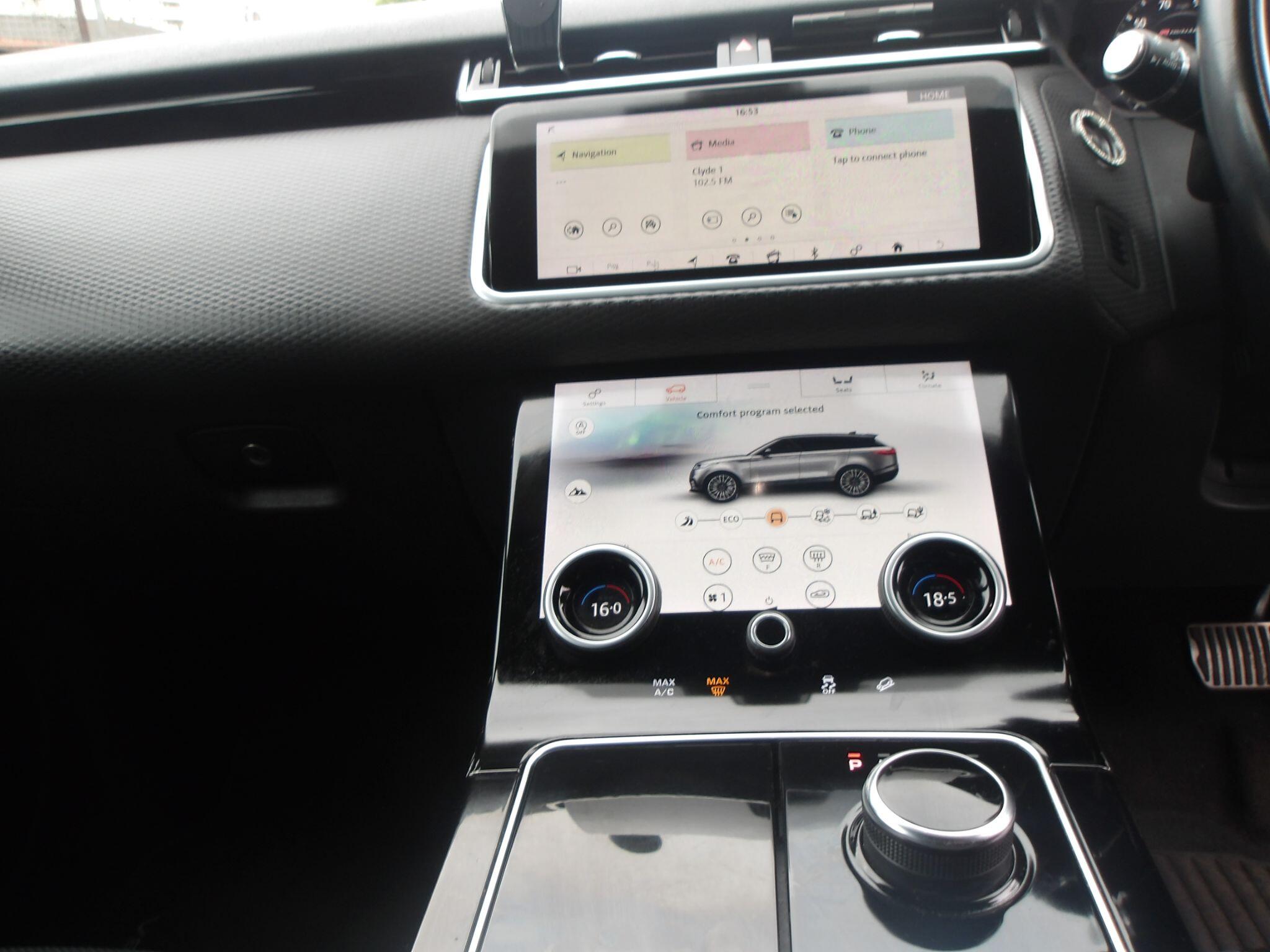 Land Rover Range Rover Velar view 12