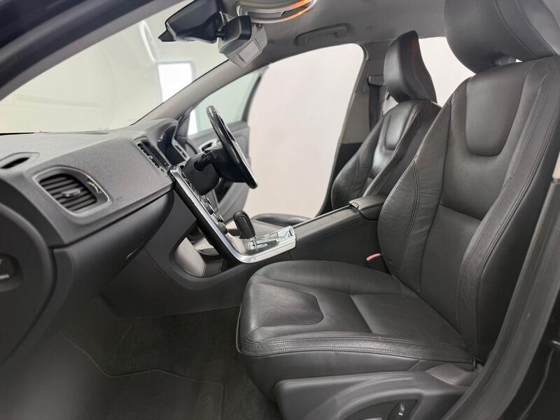 2011 Volvo S60 image 16