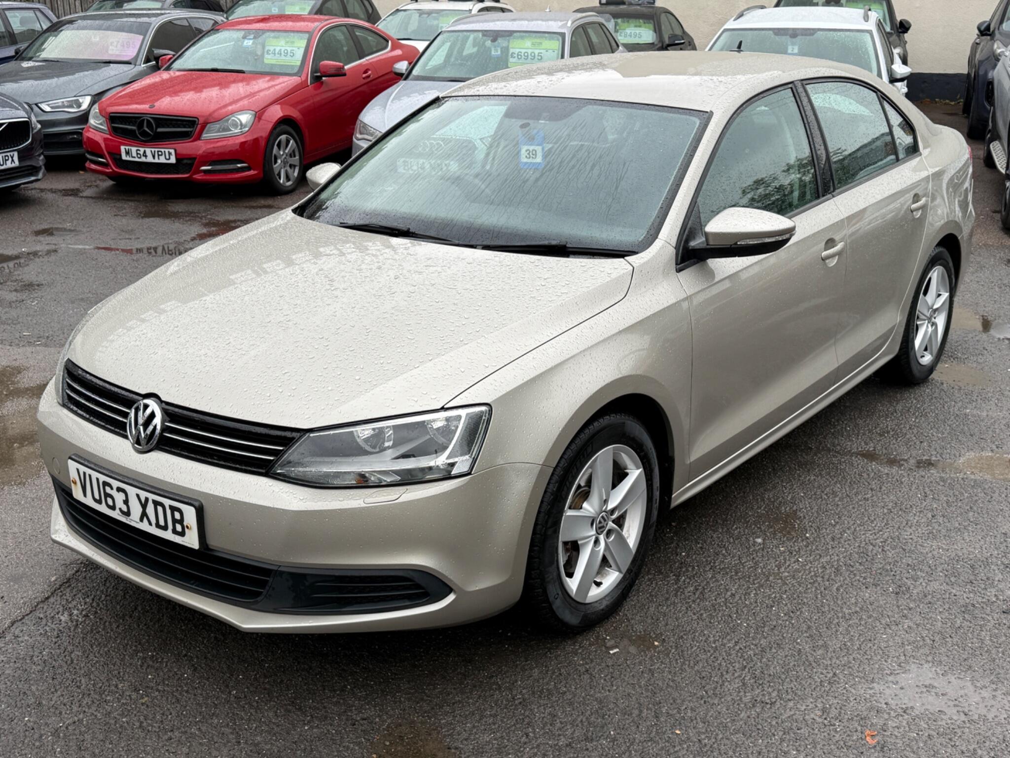 Volkswagen Jetta - Image 9