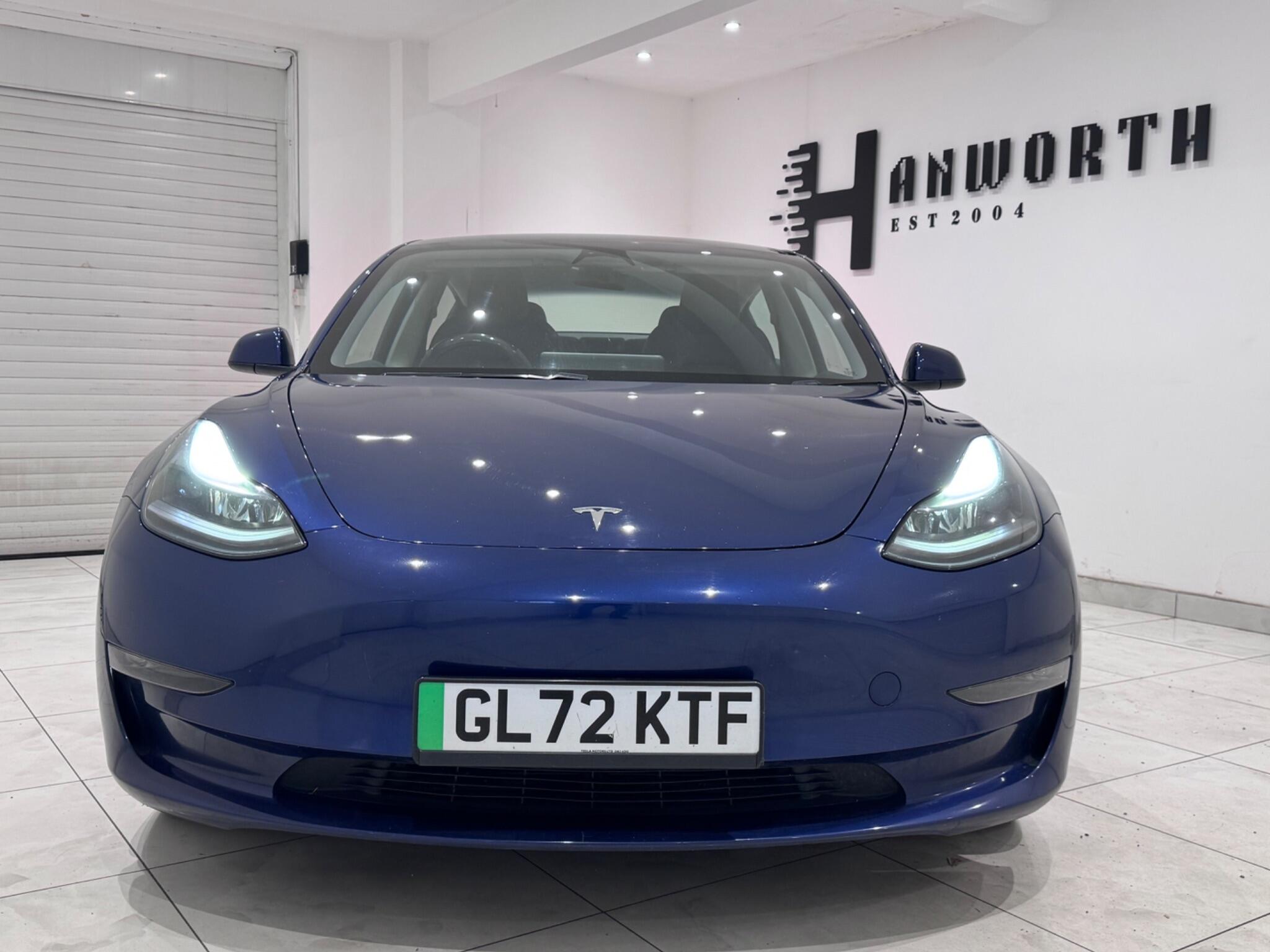 Tesla Model 3 view 6