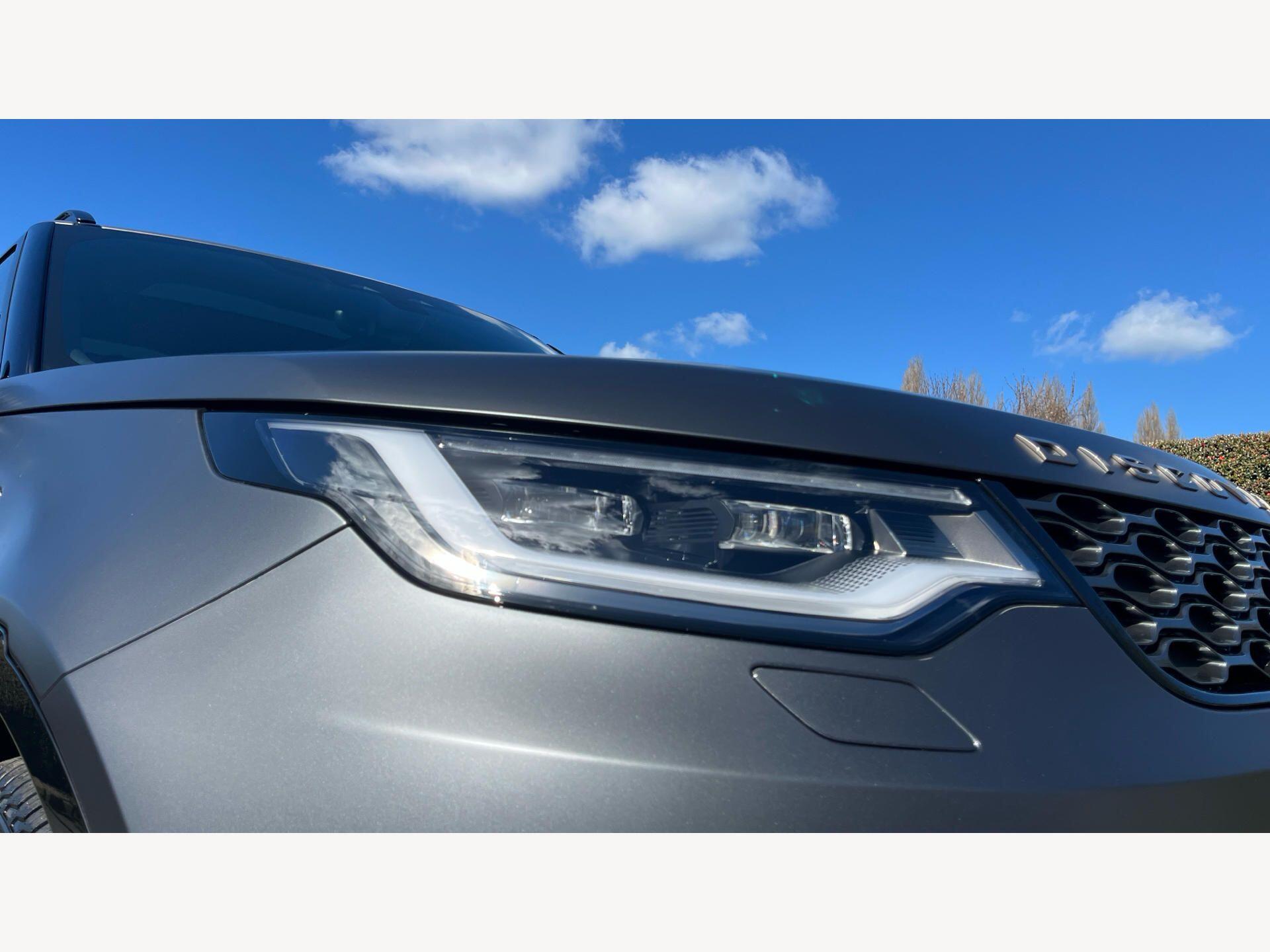 Land Rover Discovery view 21