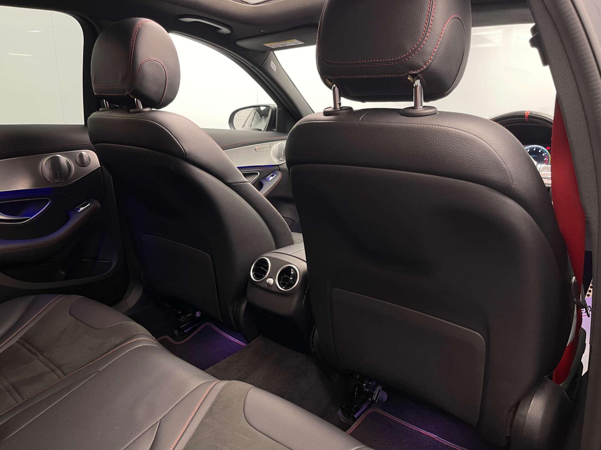 Mercedes-Benz C Class view 27