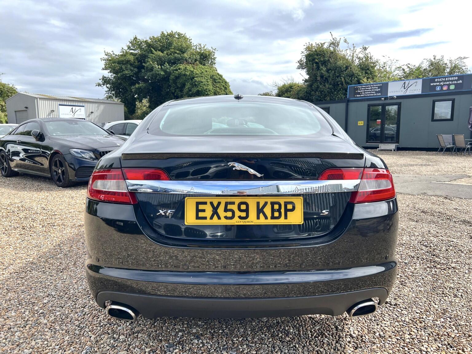 Jaguar XF view 5
