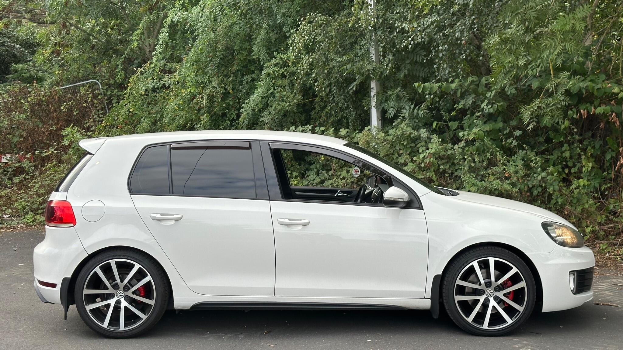 Volkswagen Golf view 11