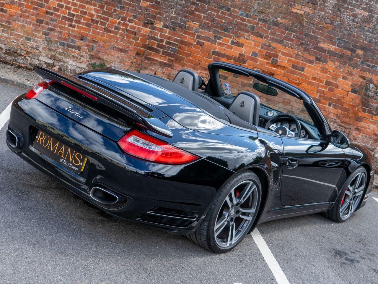Porsche 911 view 20