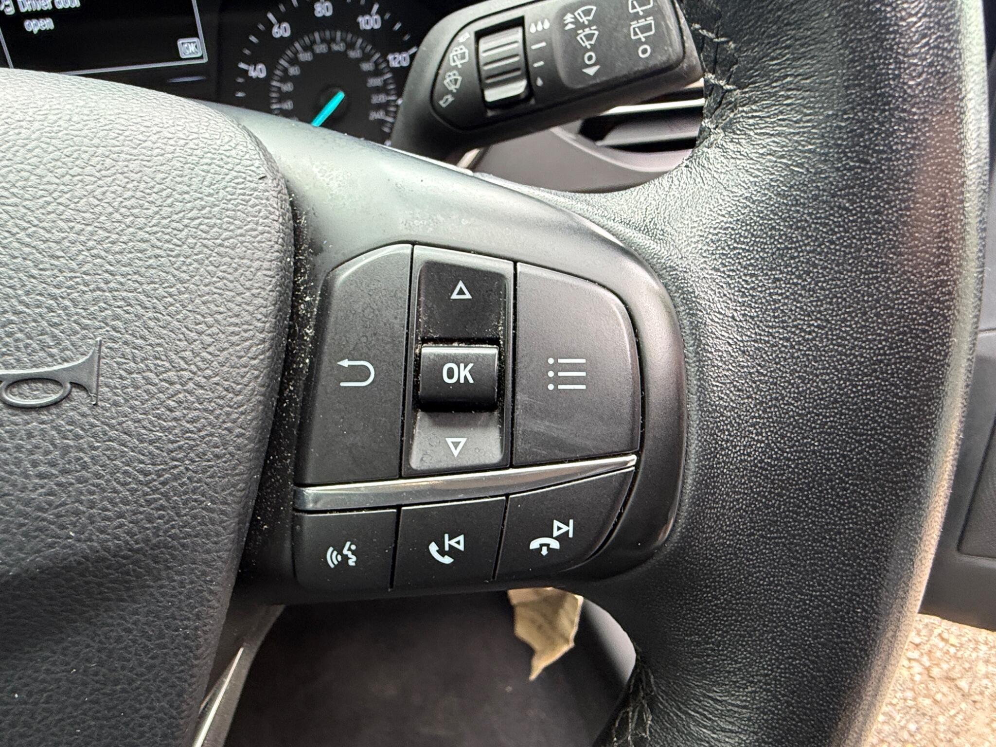 2019 Ford Focus image 31