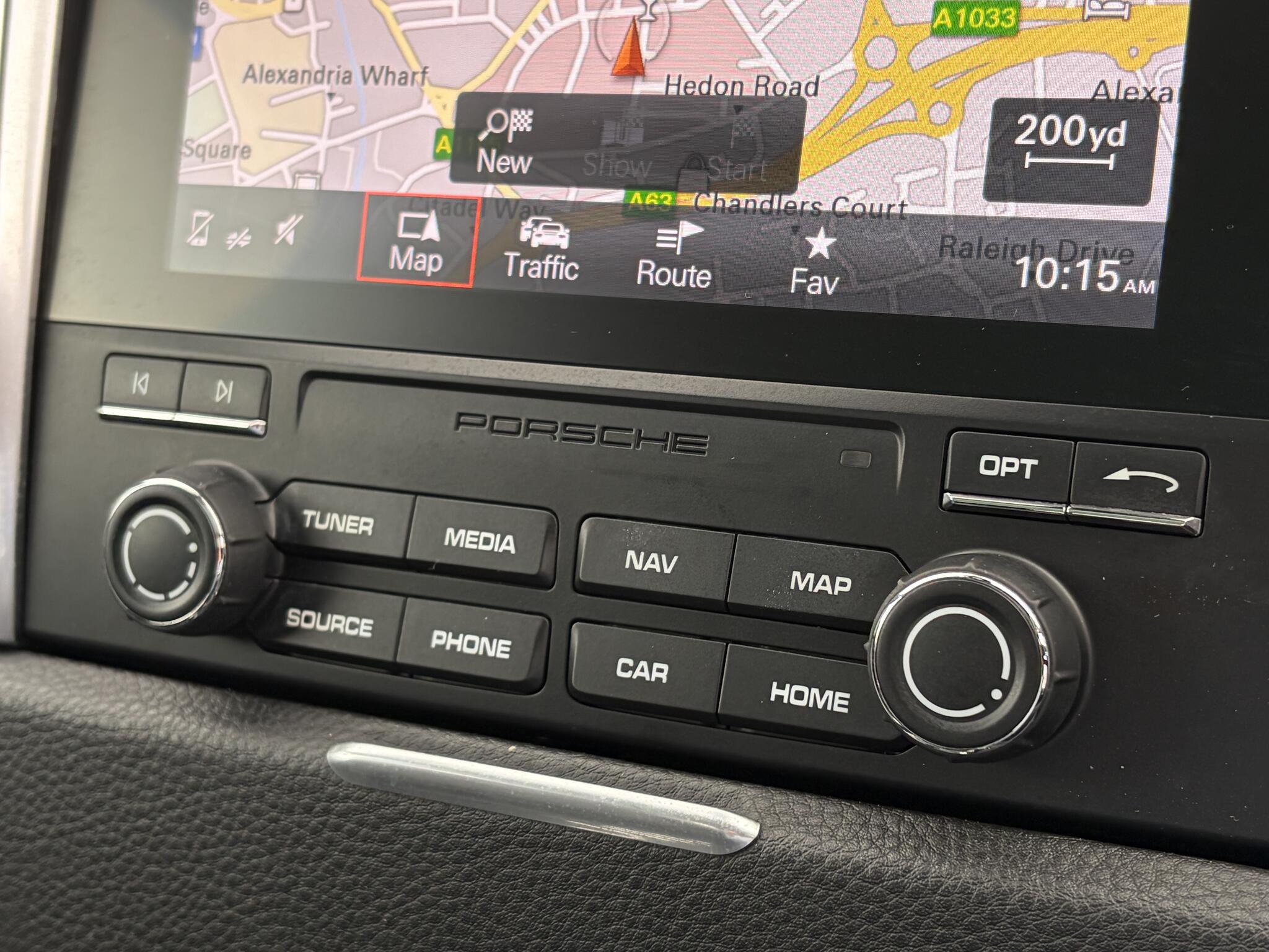 Porsche Macan view 20