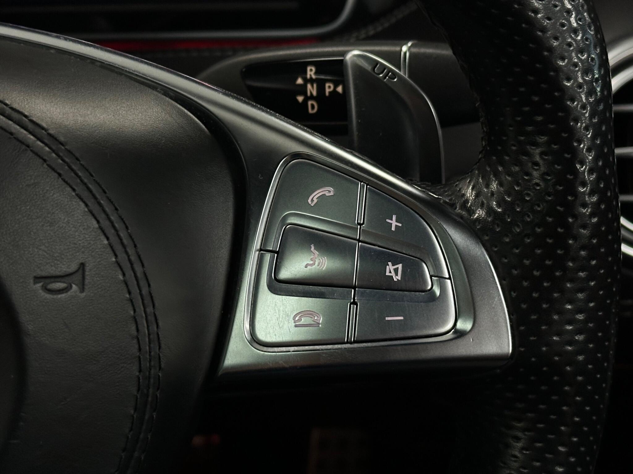 Mercedes-Benz S Class view 27