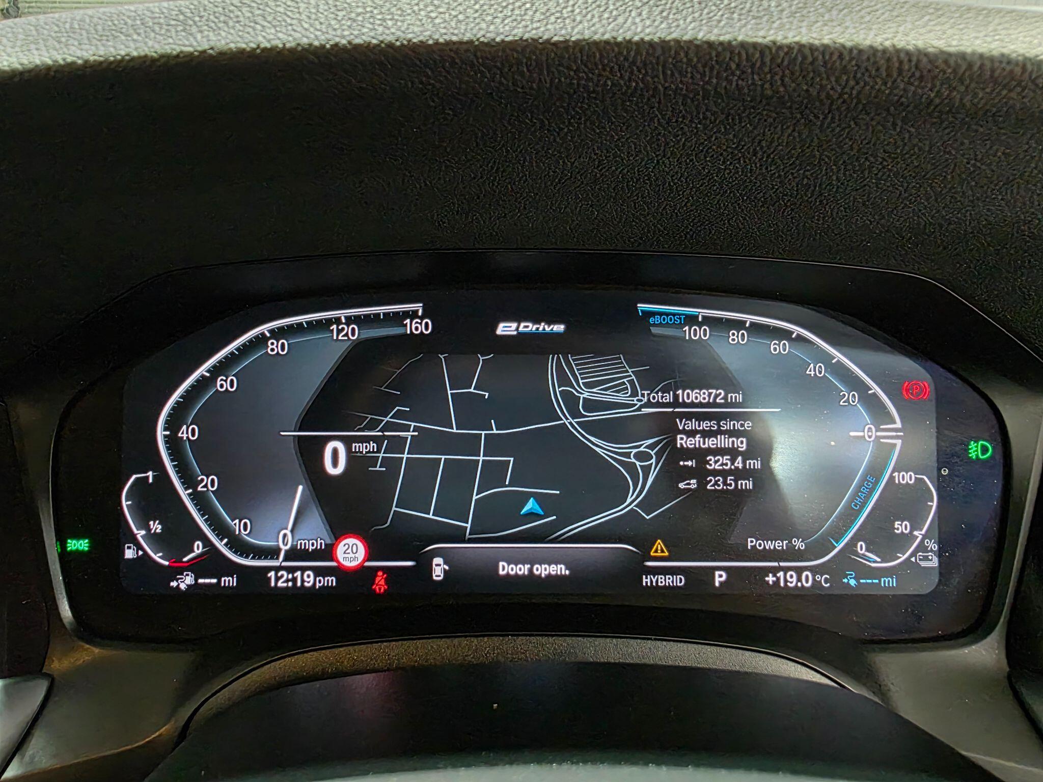 BMW 3 Series view 13