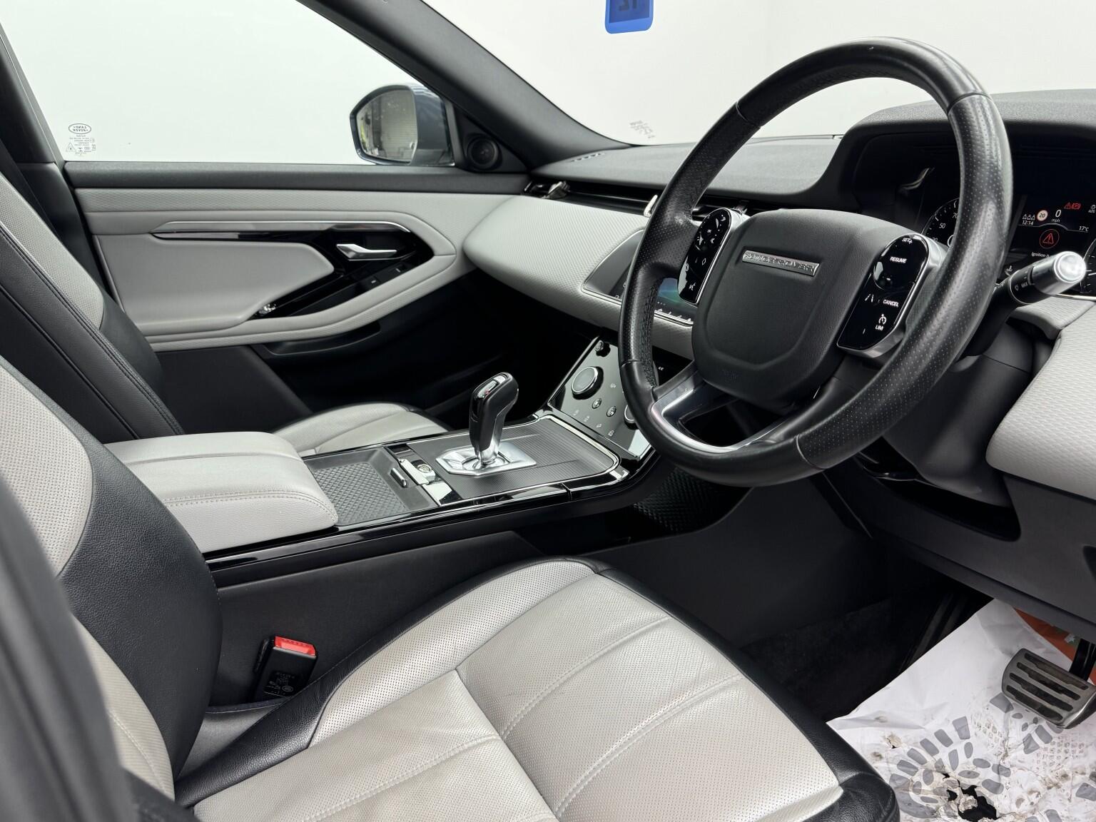Land Rover Range Rover Evoque view 31