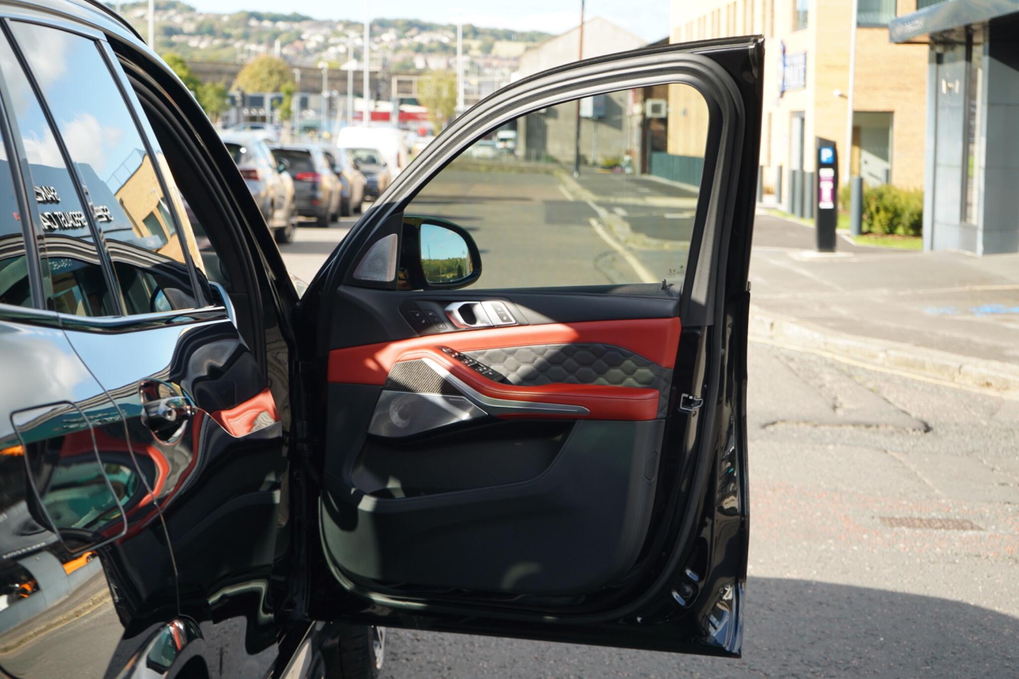 BMW X5 M view 13