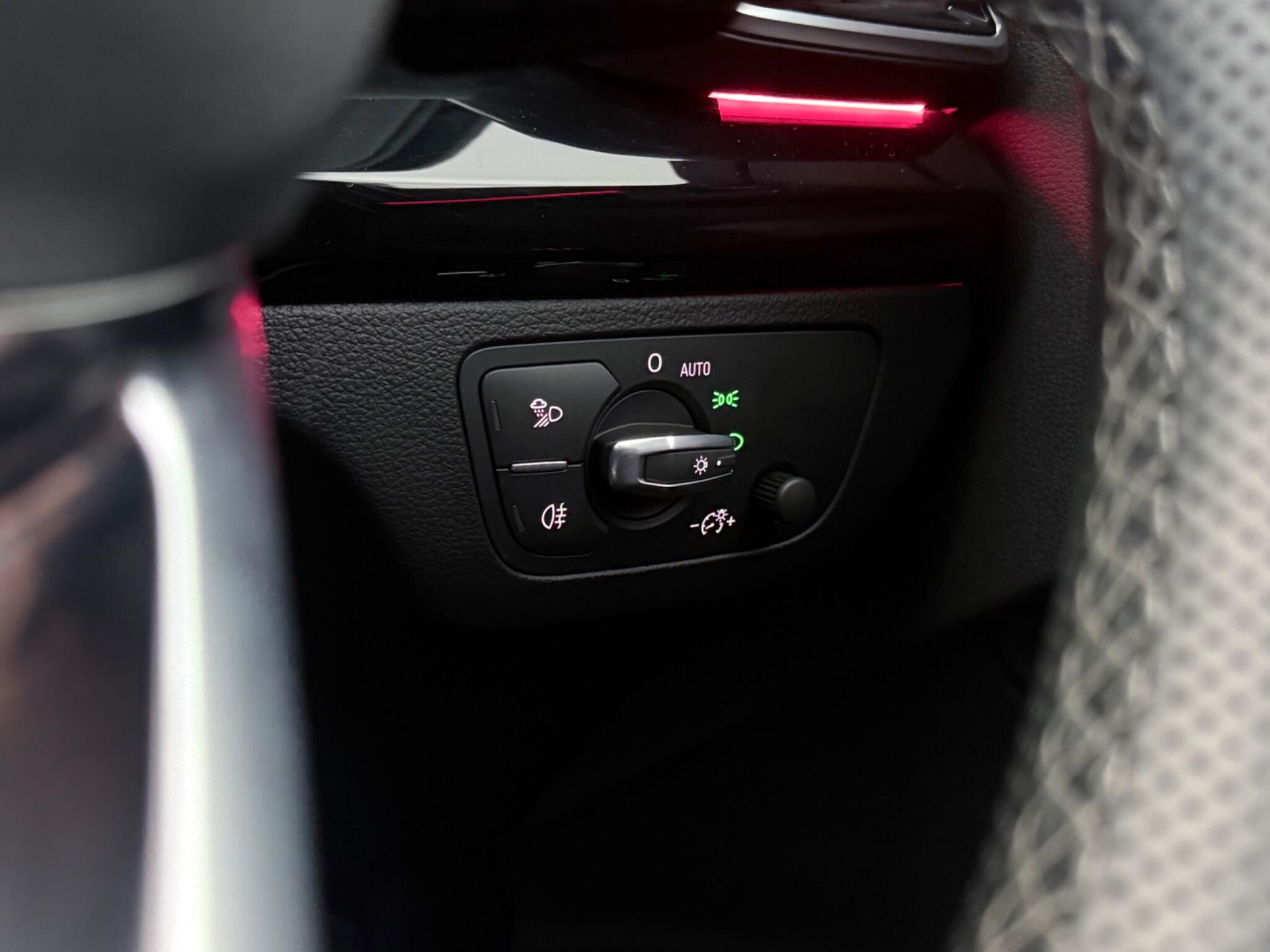 Audi Q5 view 21