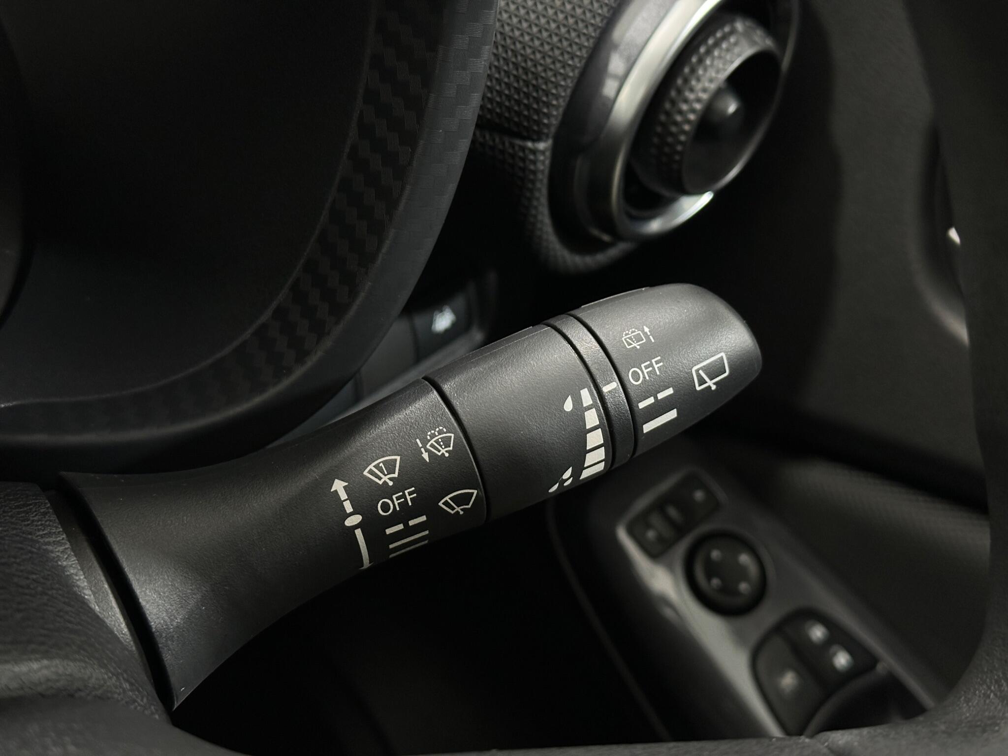 Nissan Juke view 16