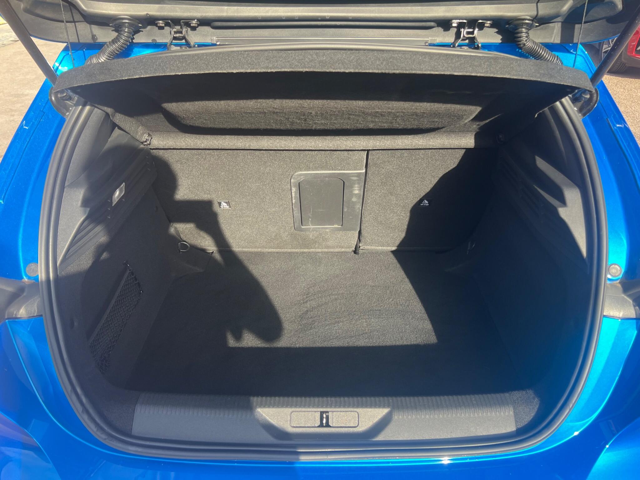 Peugeot 308 view 19