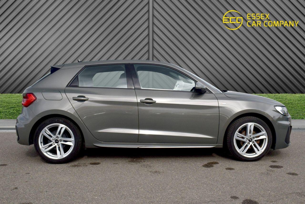 Audi A1 view 7
