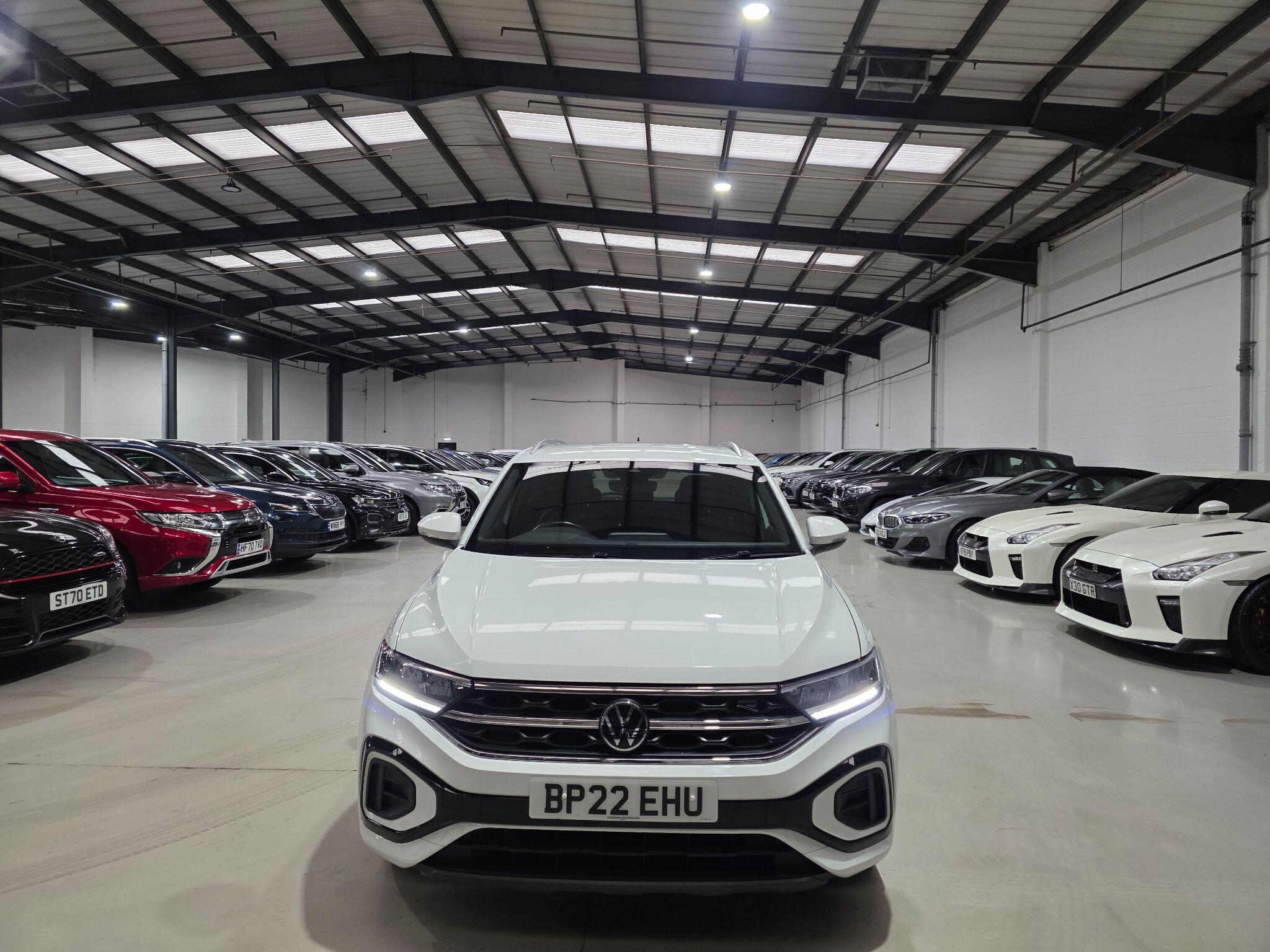 Volkswagen T-Roc view 2